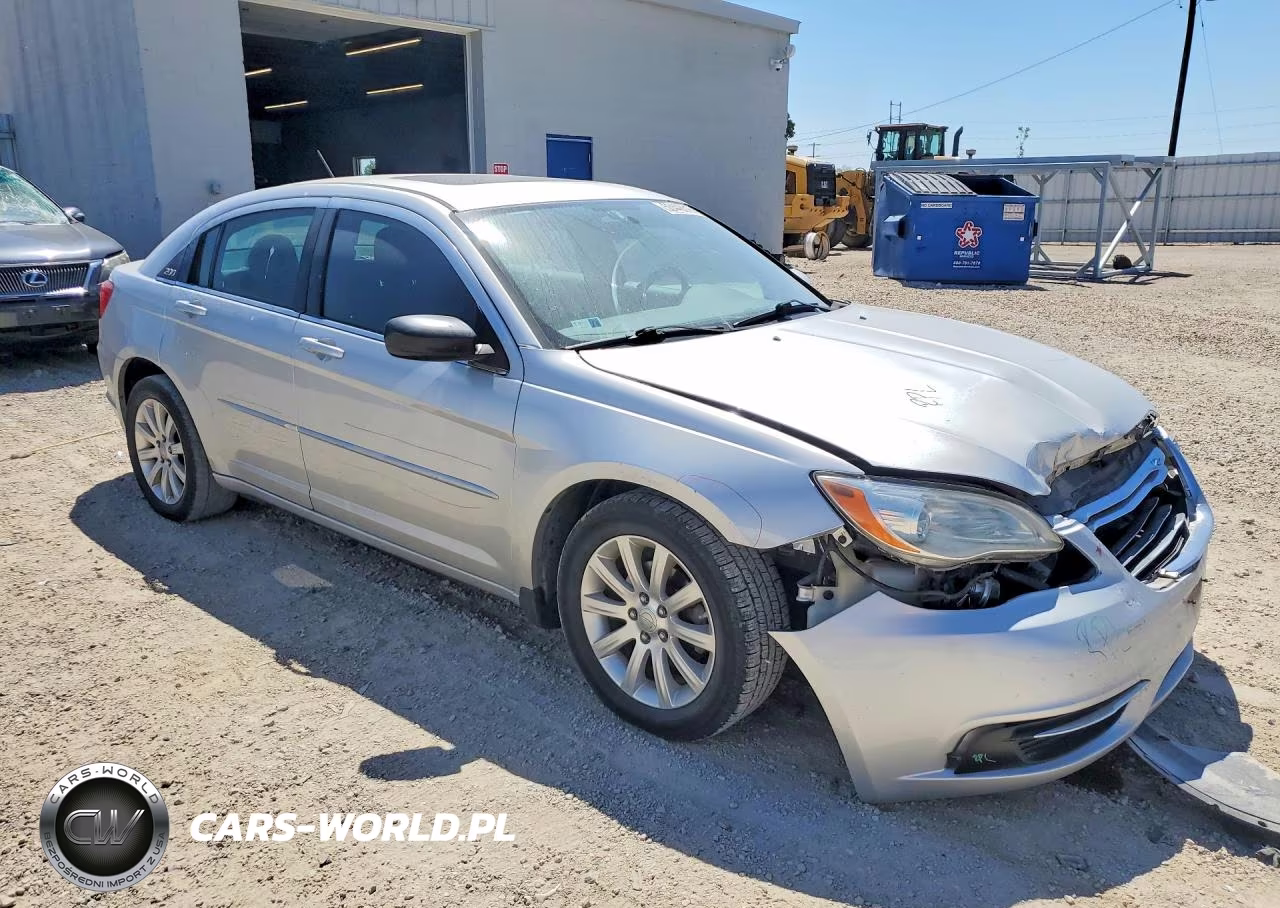 2012 Chrysler 200 Touring VIN:1C3CCBBB4CN240680 - 4