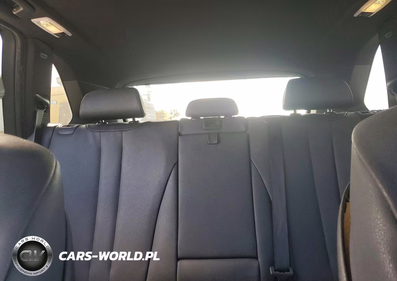 2018 BMW X5 xDrive35I VIN:5UXKR0C52J0X99477 - 10