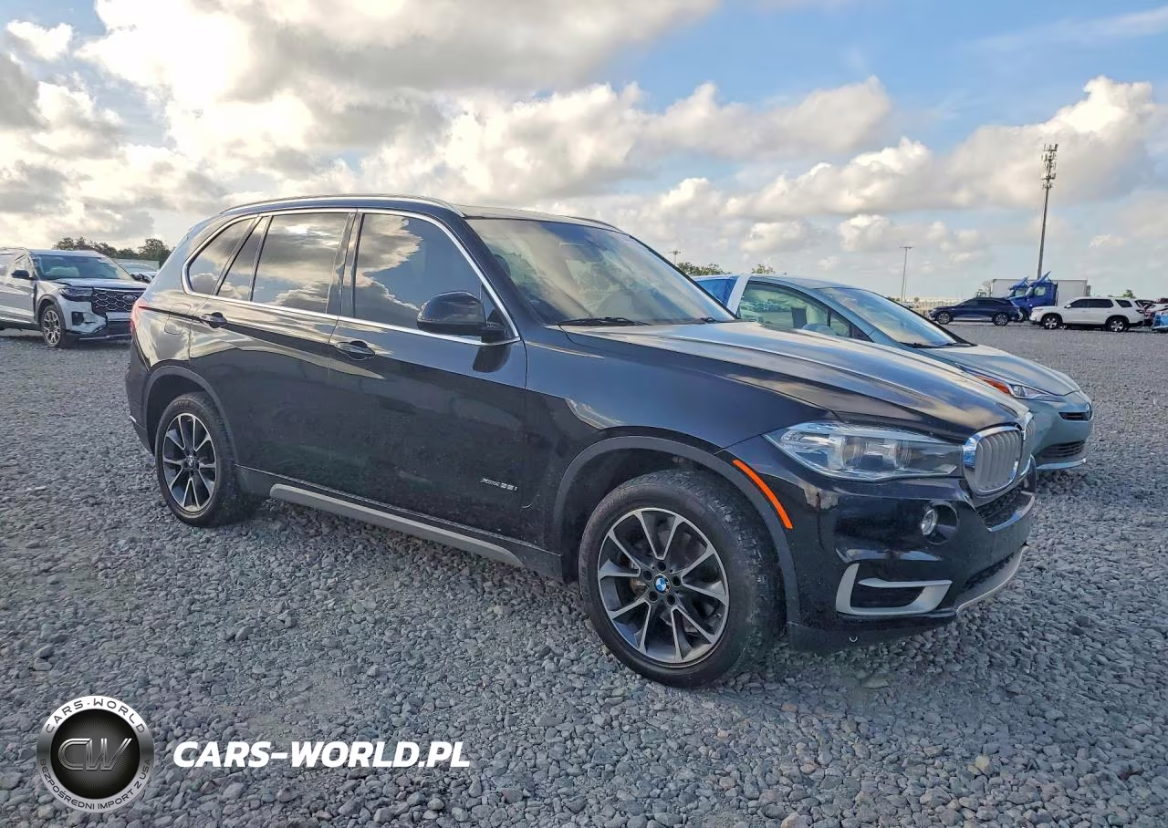 2018 BMW X5 xDrive35I VIN:5UXKR0C52J0X99477 - 4