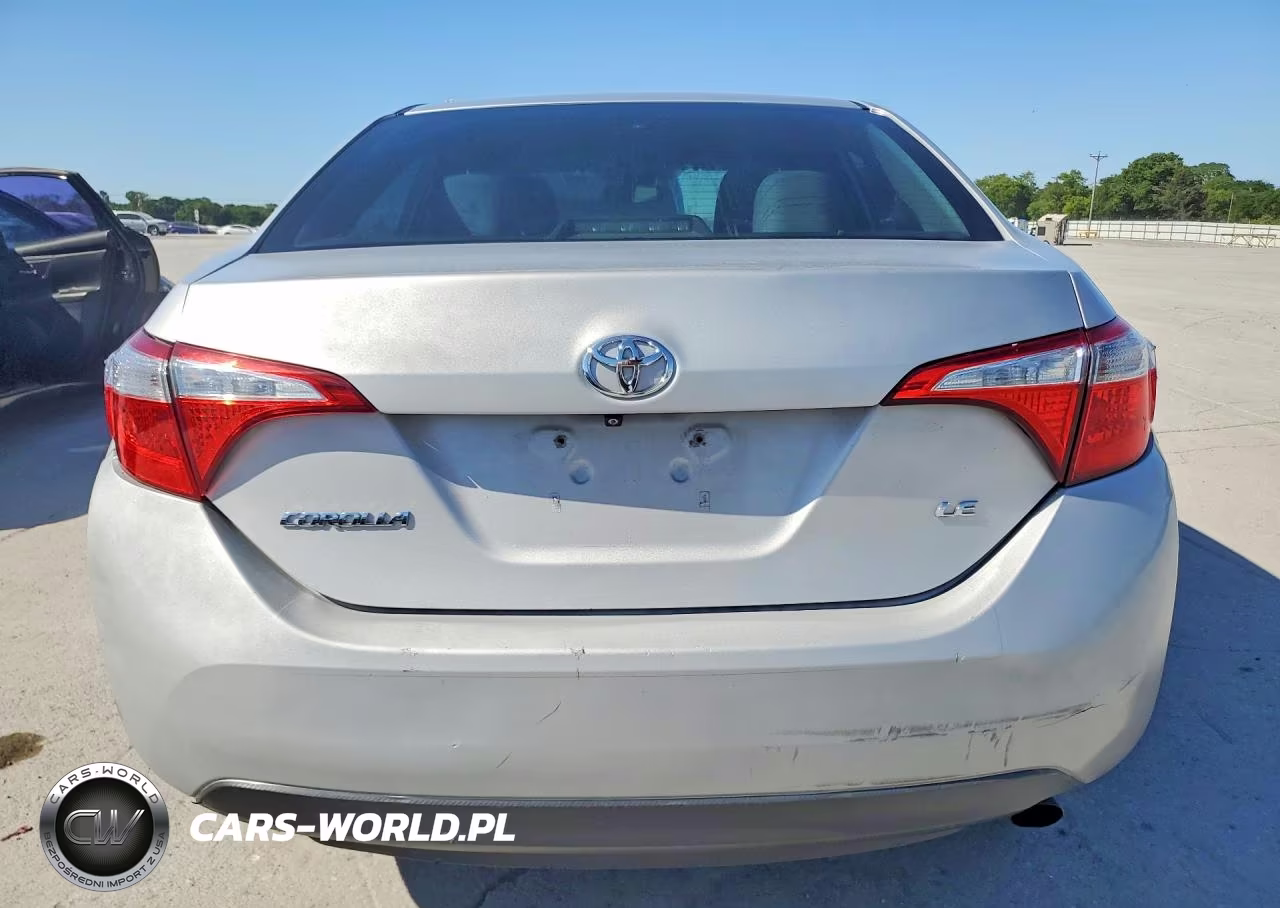 2017 Toyota Corolla Le VIN:5YFBURHE3HP727152 - 6