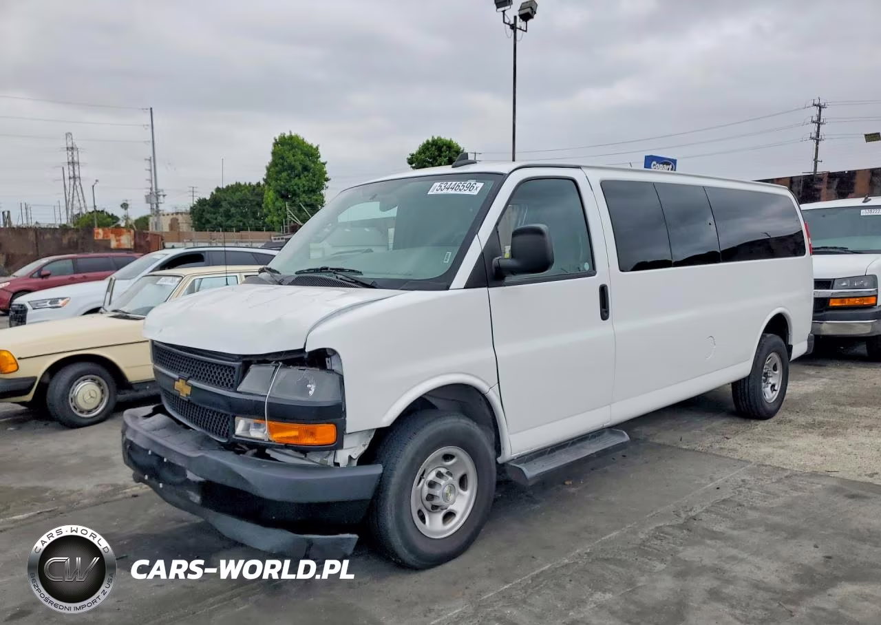 2023 Chevrolet Express G3500 Ls