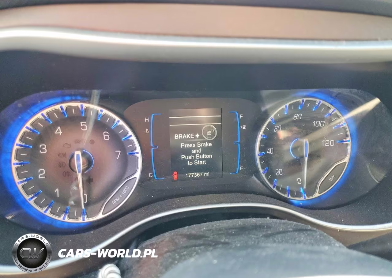 2017 Chrysler Pacifica Lx VIN:2C4RC1CG4HR635771 - 9
