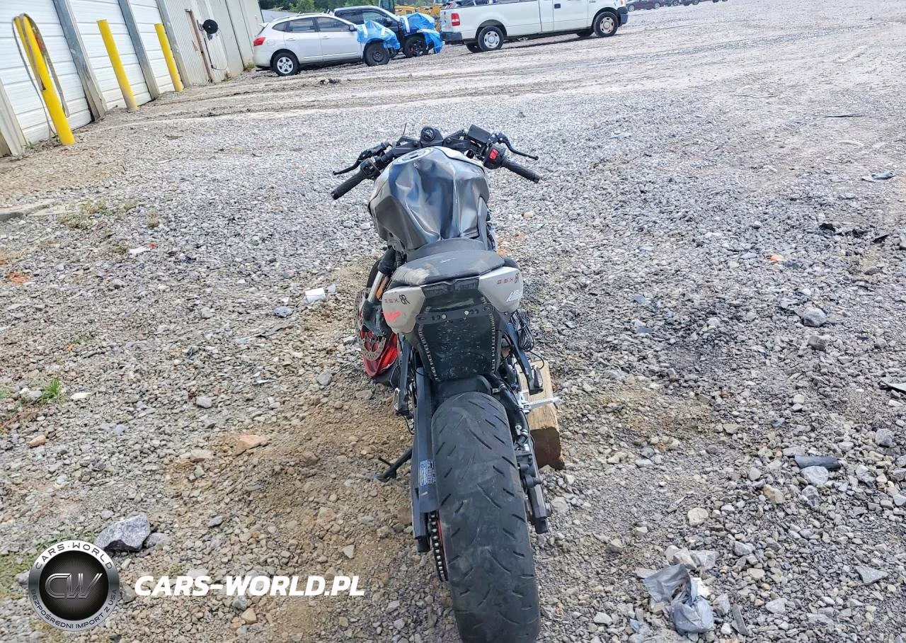 2024 Suzuki Gsx800 F VIN:JS1EM13B7R7100592 - 4