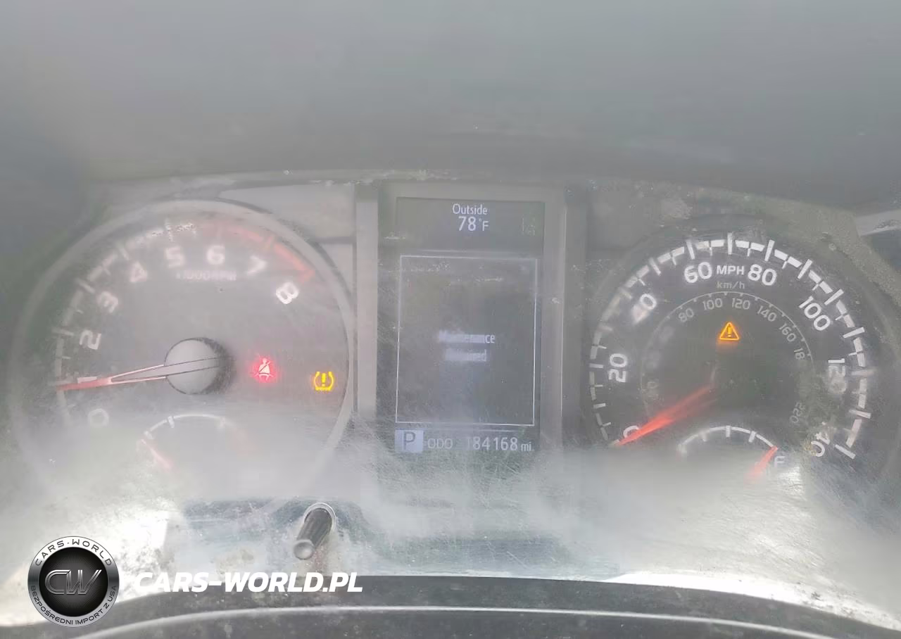 2019 Toyota Tacoma Sr VIN:5TFAX5GN8KX149345 - 9