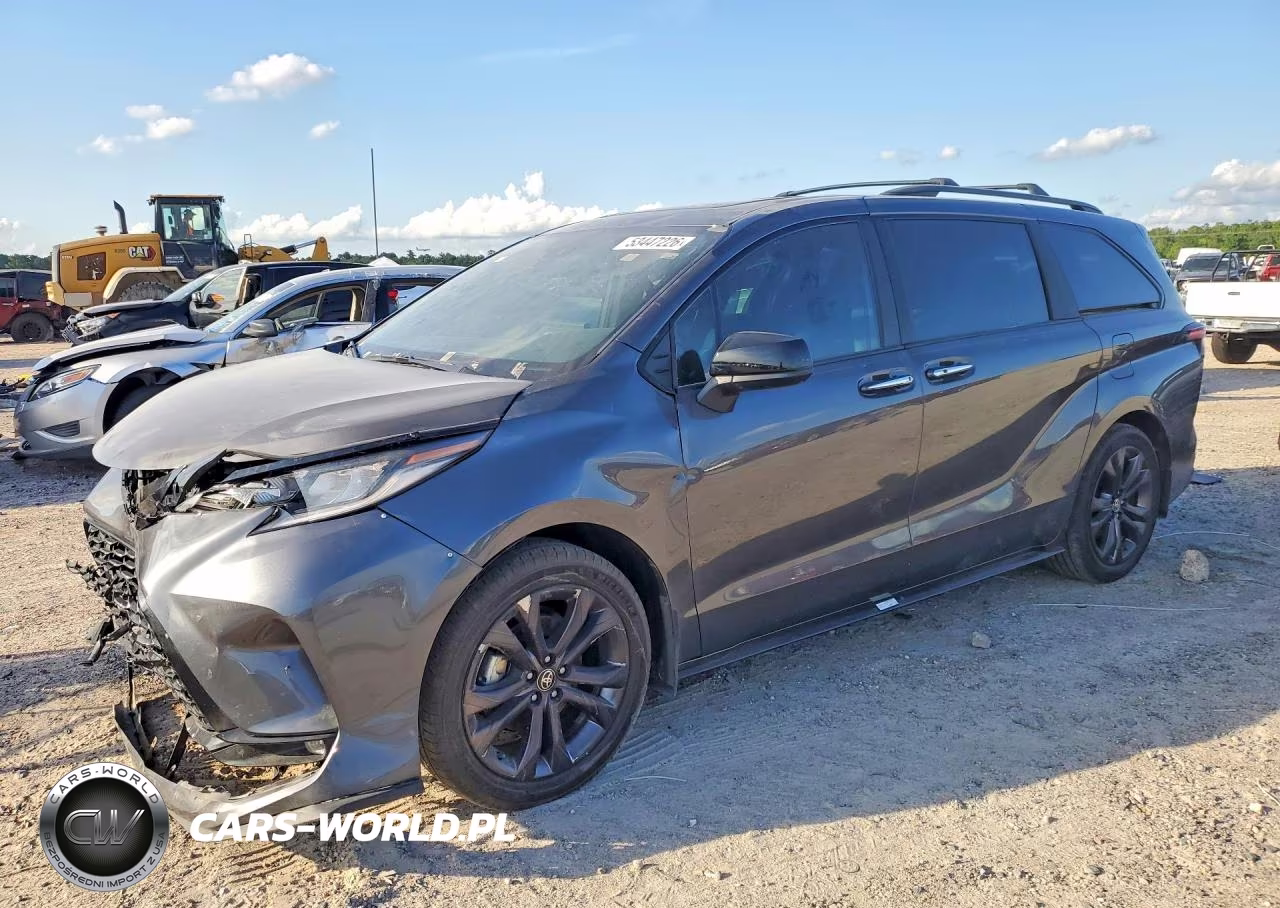 2025 Toyota Sienna Xse 7-Passenger