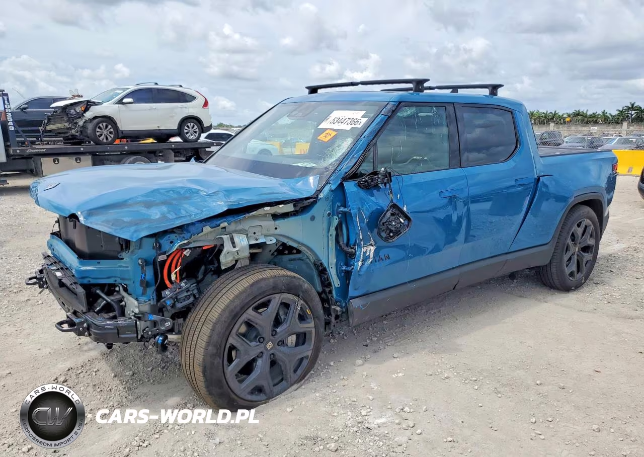 2025 Rivian R1T Adventure