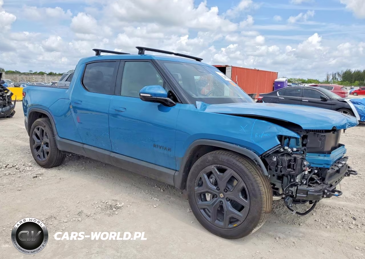 2025 Rivian R1T Adventure VIN:7FCTGBAA9SN038225 - 4