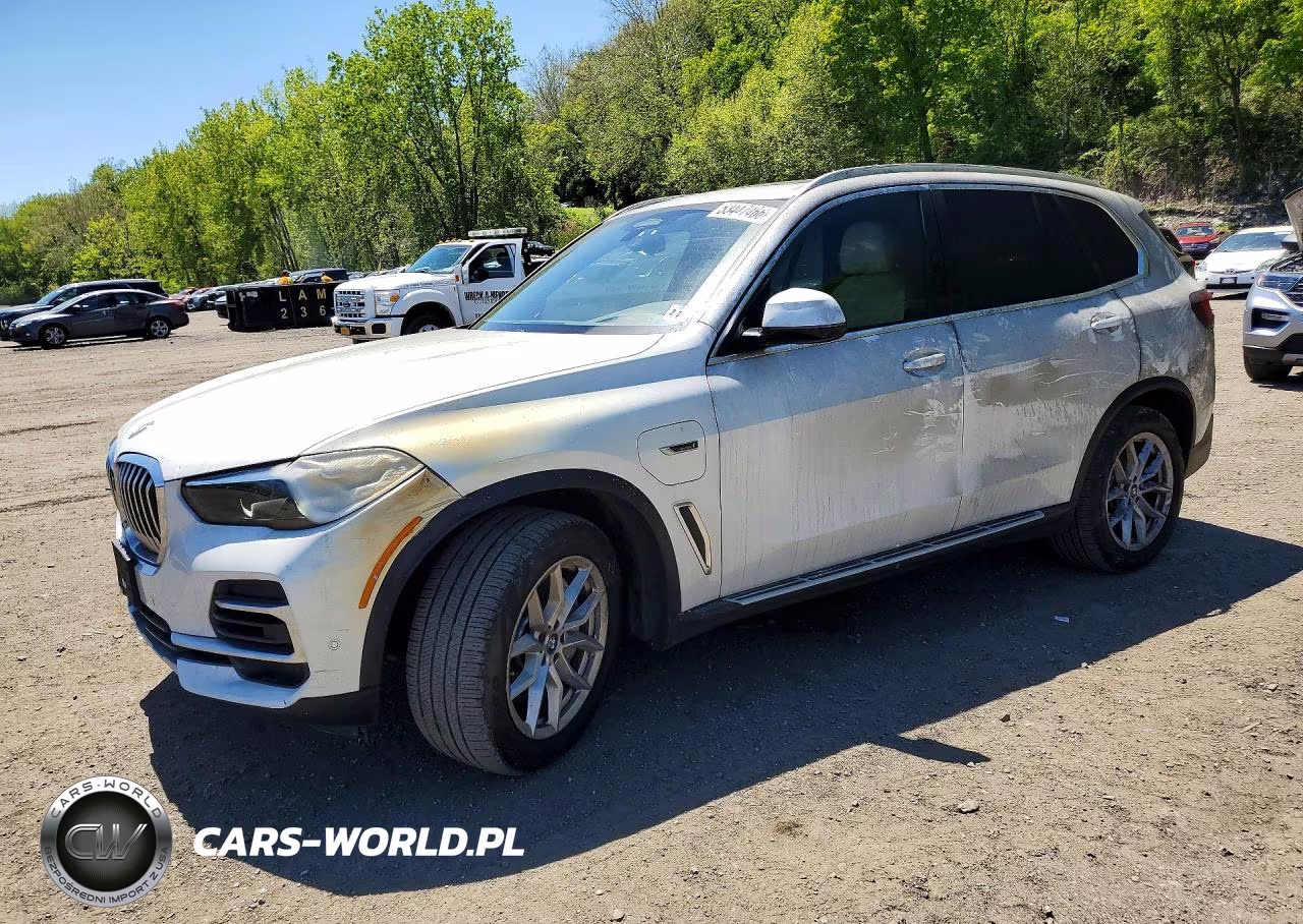 2022 BMW X5 xDrive45E – zdjęcie 1 z 13