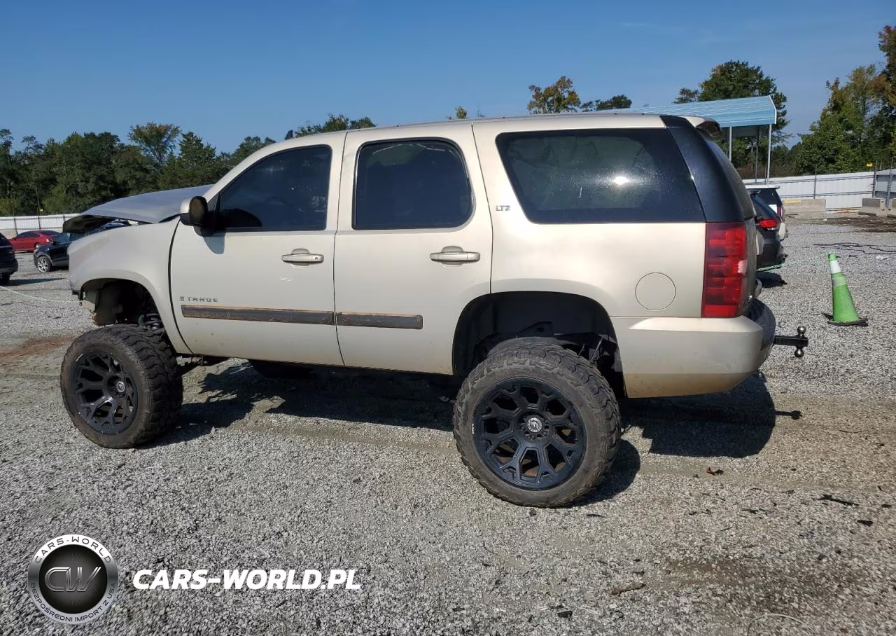 2007 Chevrolet Tahoe K1500 VIN:1GNFK13037R191545 - 4