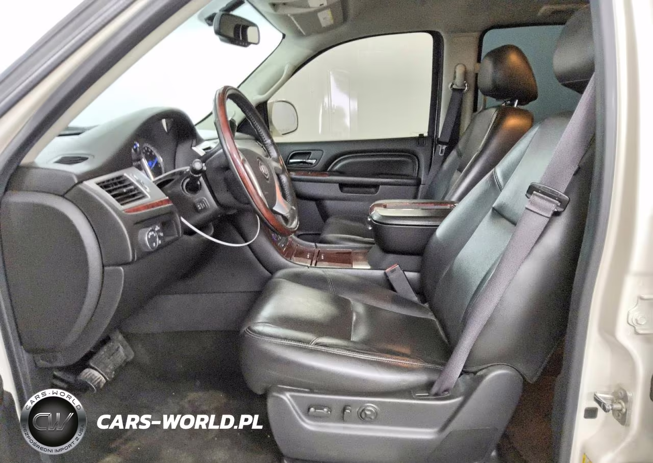 2013 Cadillac Escalade VIN:1GYS3AEF9DR331318 - 7