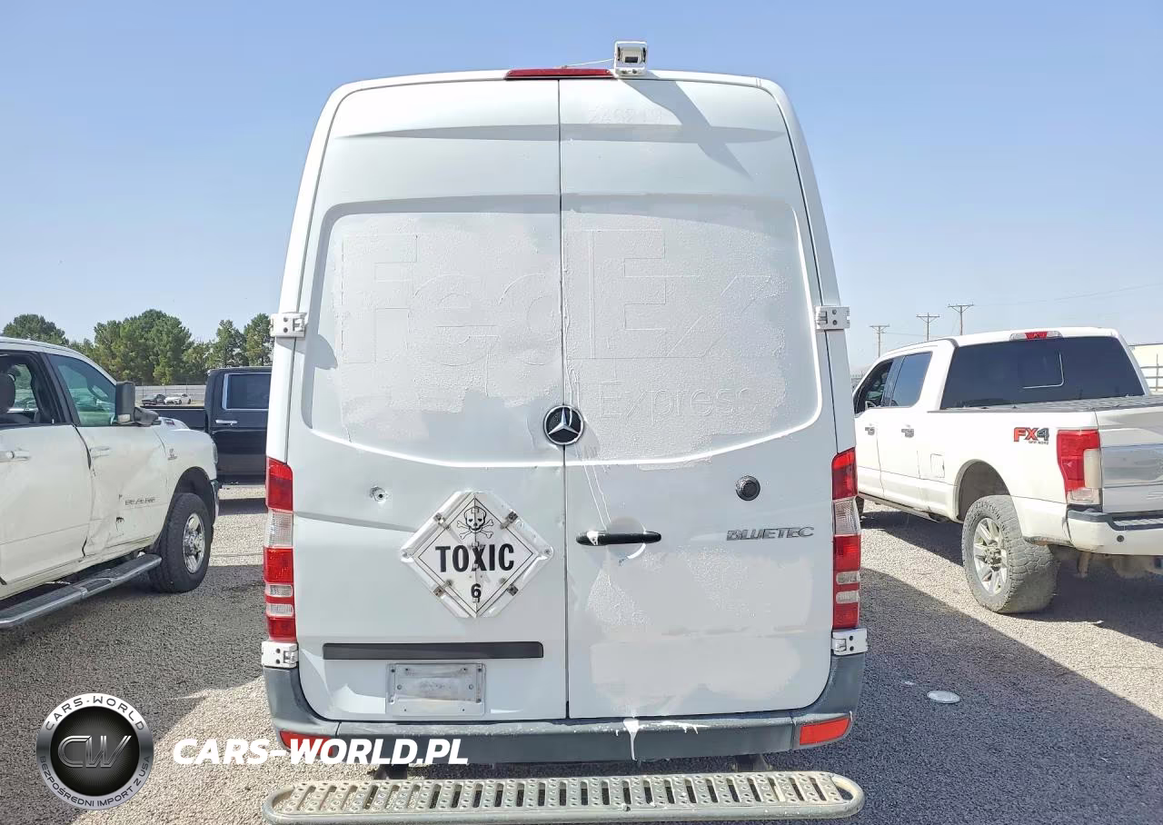 2011 Mercedes Benz Sprinter 2500 Delivery Van VIN:WD3PE8CB9B5606408 - 6