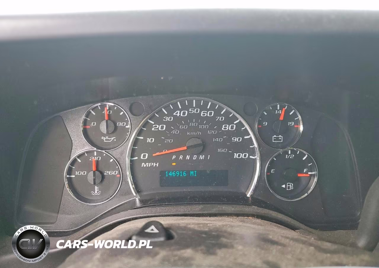 2017 Chevrolet Express G2500 VIN:1GCWGAFF9H1244923 - 9