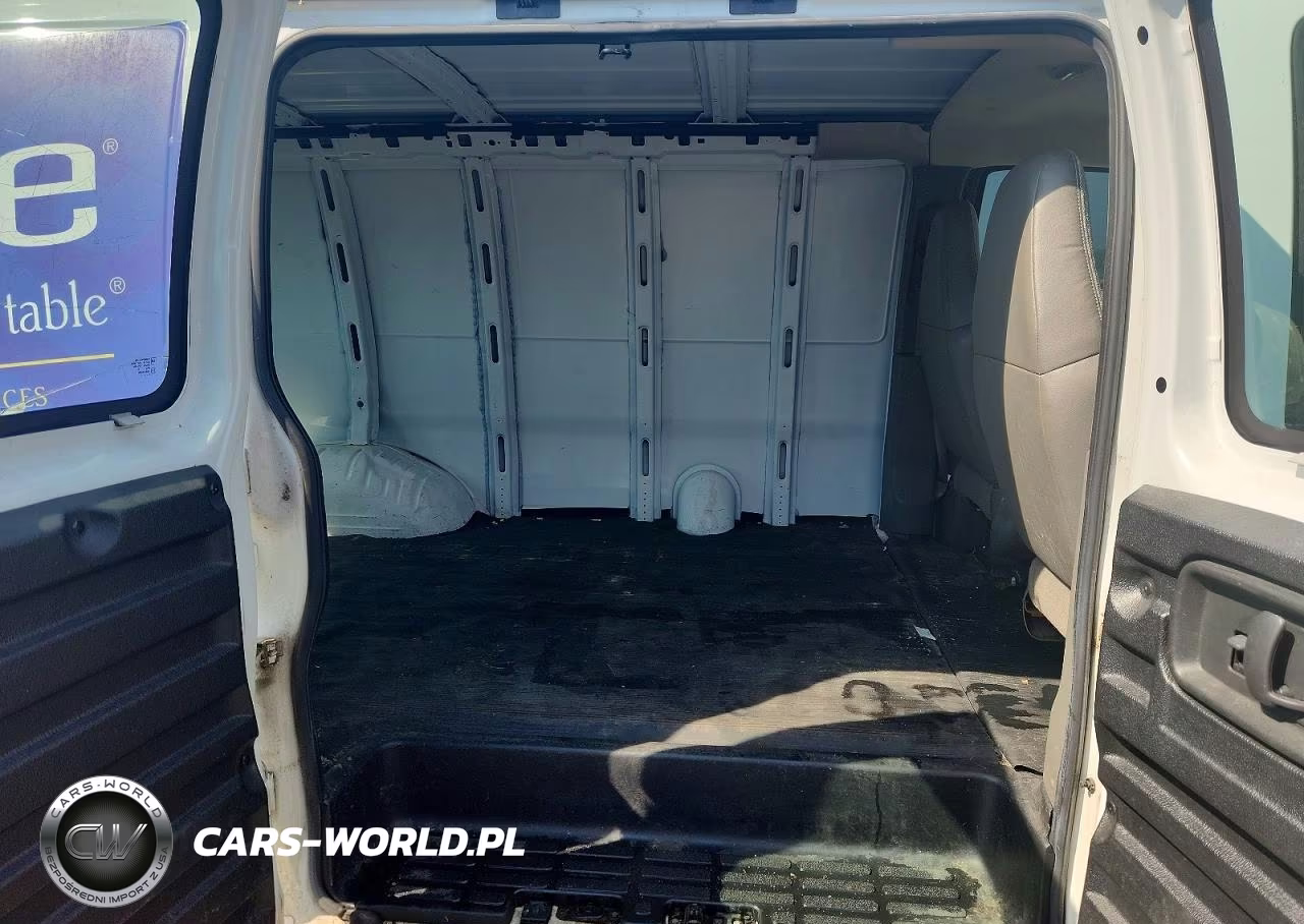 2008 Chevrolet Express G1500 VIN:1GCFG15X781149769 - 11