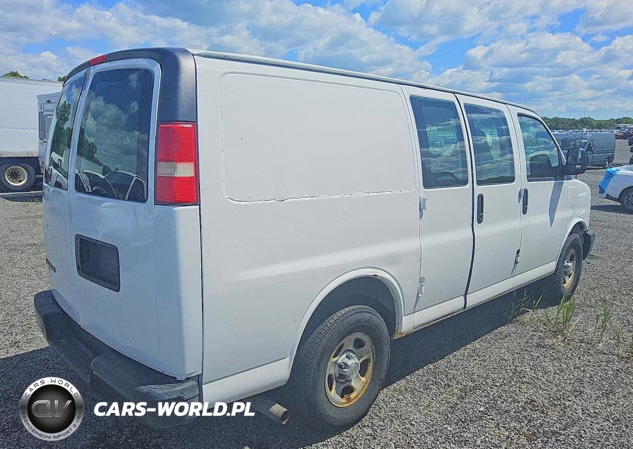 2008 Chevrolet Express G1500 VIN:1GCFG15X781149769 - 3