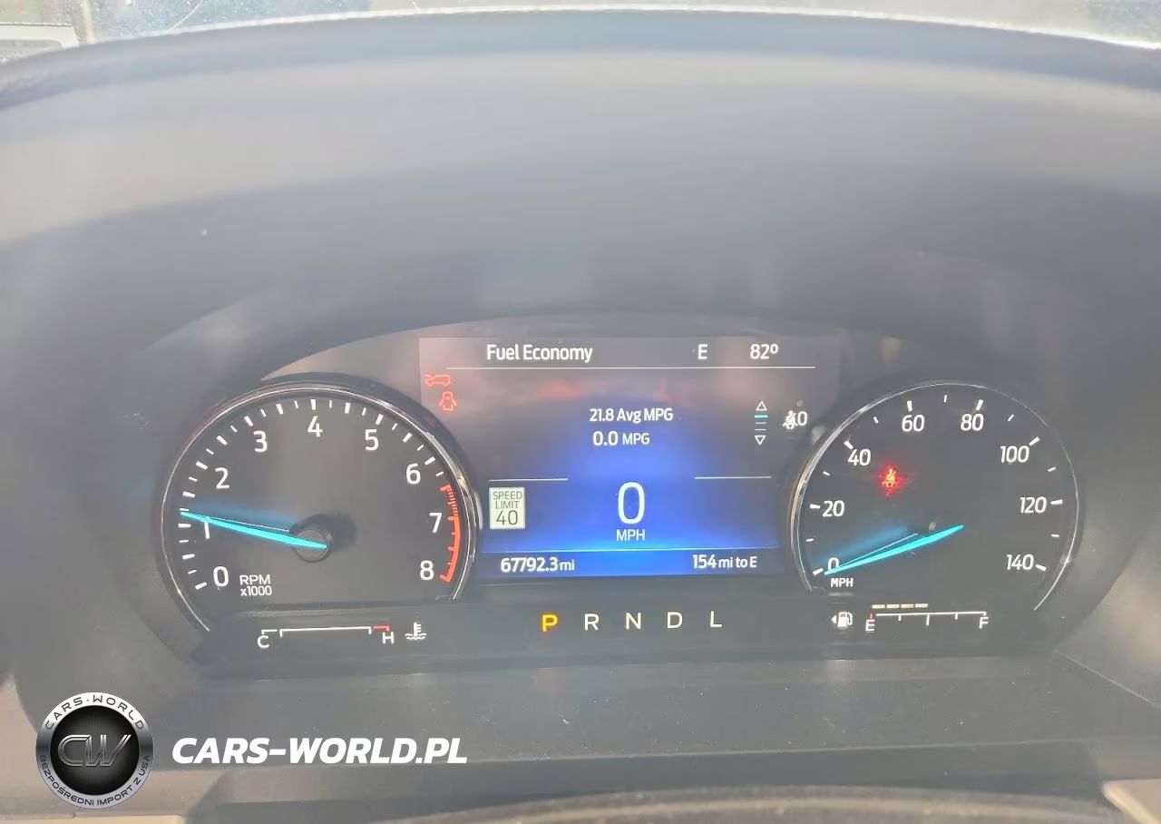 2022 Ford Explorer Xlt VIN:1FMSK8DH4NGA99563 - 9