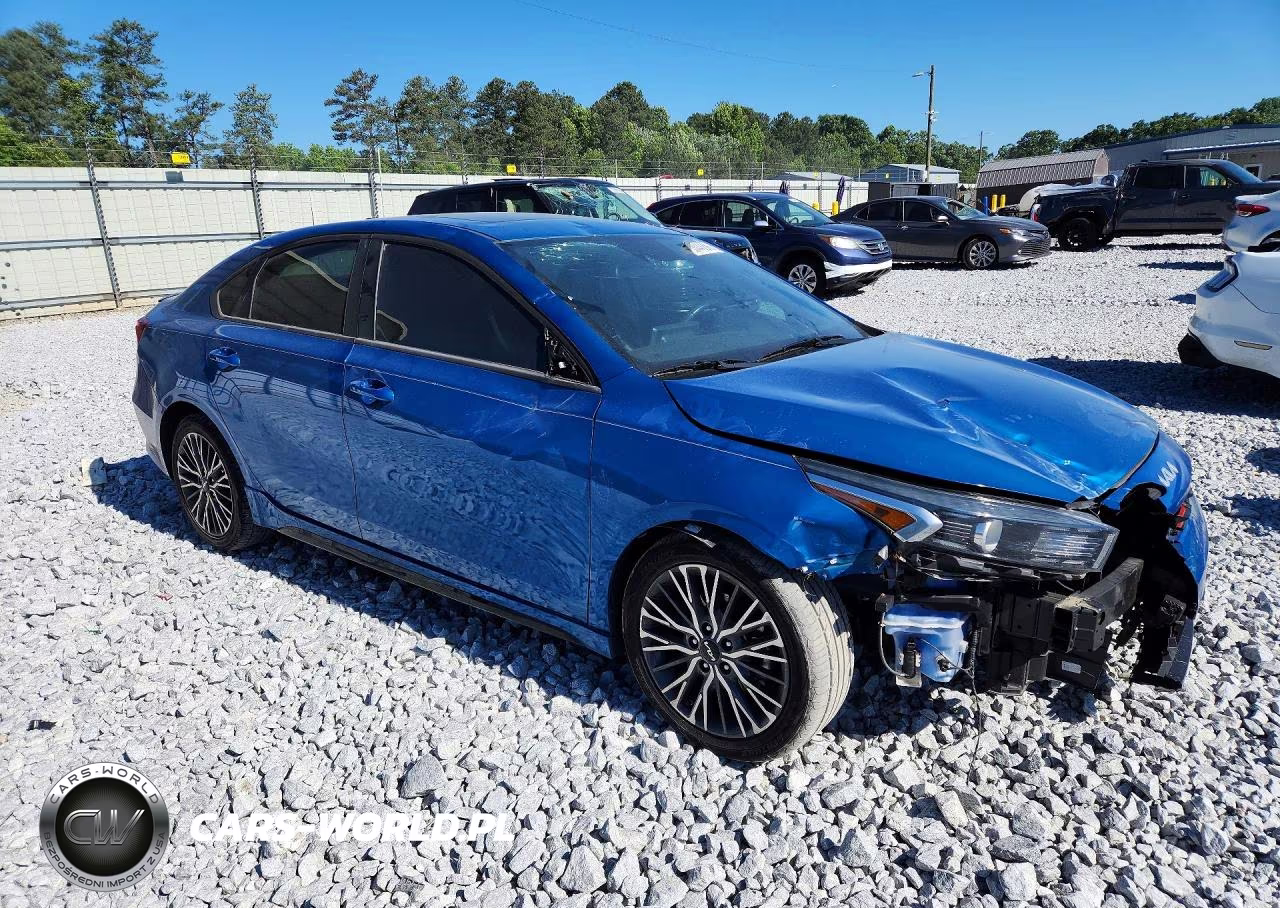 2022 Kia Forte Gt Line VIN:3KPF54AD5NE472651 - 4