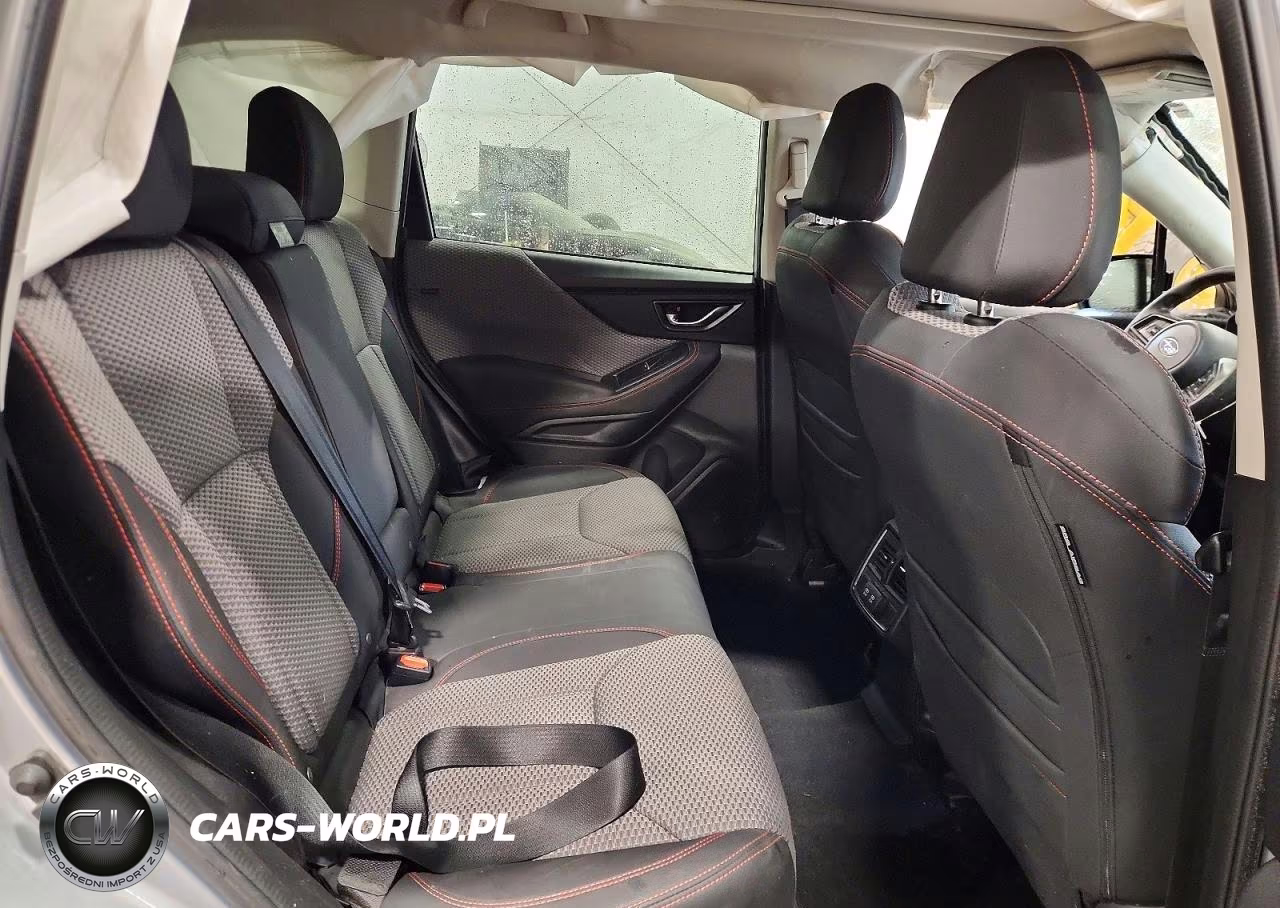 2022 Subaru Forester Sport VIN:JF2SKAJC3NH489179 - 11