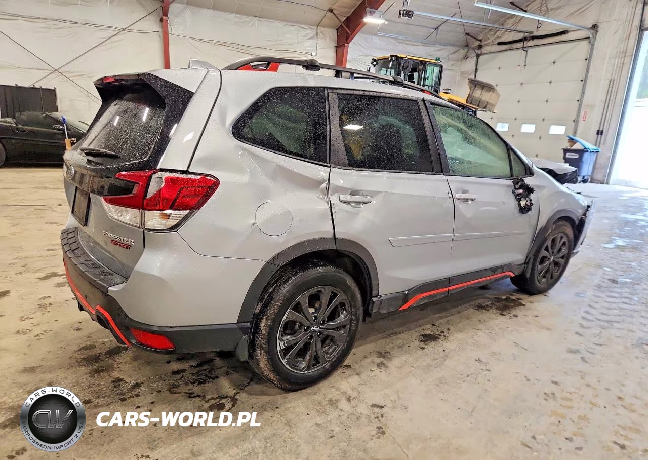2022 Subaru Forester Sport VIN:JF2SKAJC3NH489179 - 3