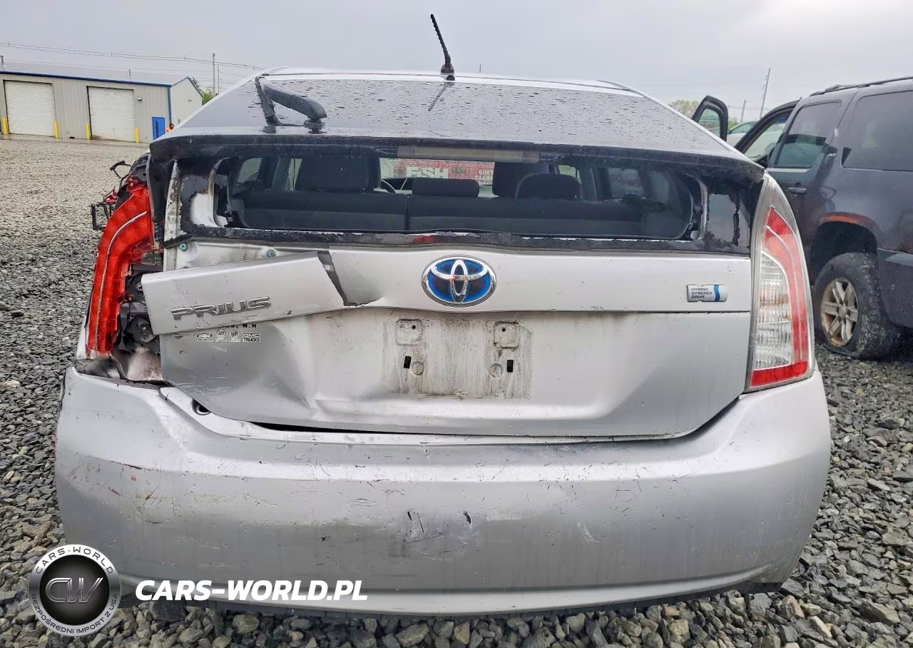 2013 Toyota Prius Two VIN:JTDKN3DU7D5598797 - 6