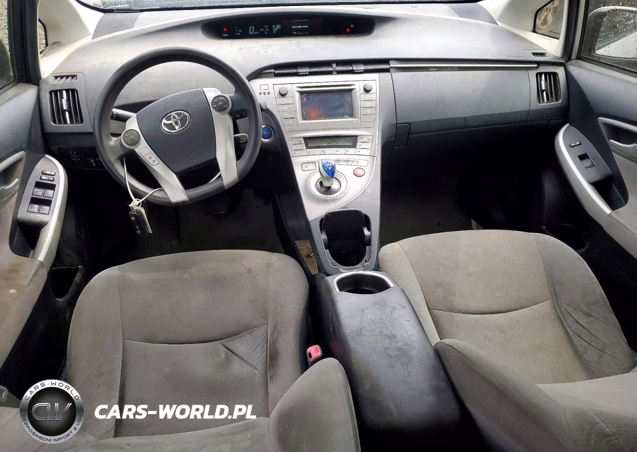 2013 Toyota Prius Two VIN:JTDKN3DU7D5598797 - 8