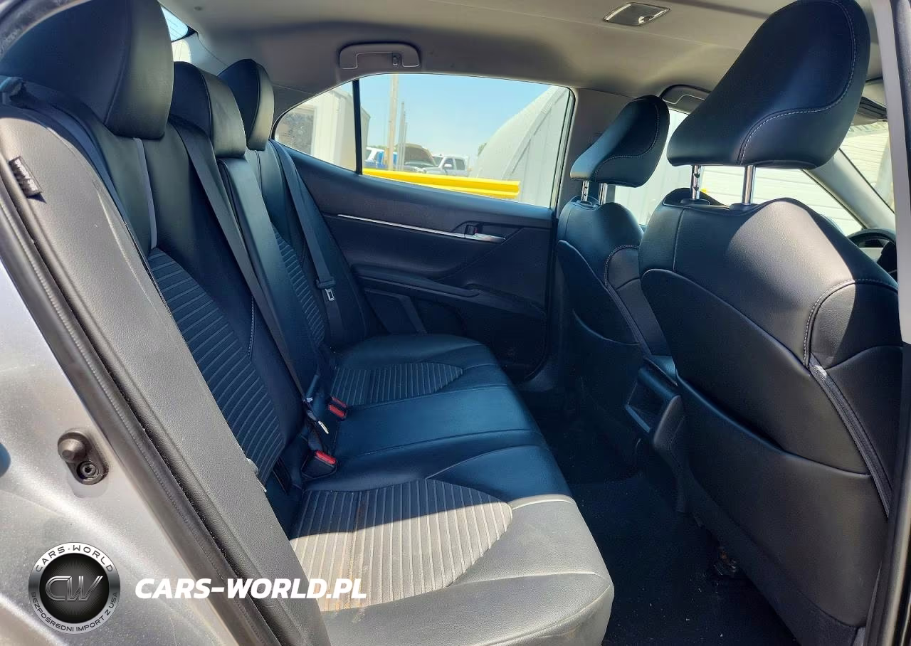 2021 Toyota Camry Se VIN:4T1G11AK4MU584057 - 10