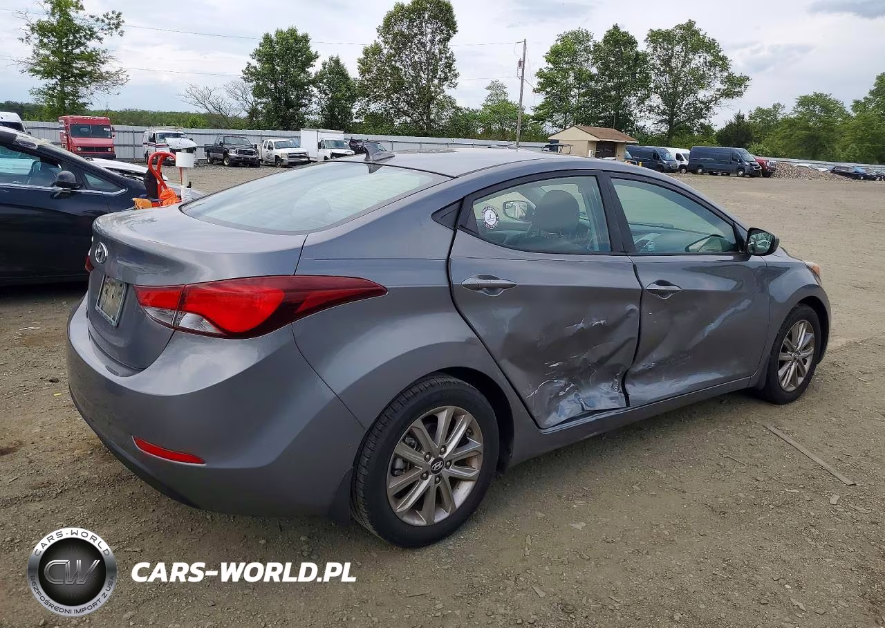 2014 Hyundai Elantra Se VIN:5NPDH4AE4EH510163 - 3
