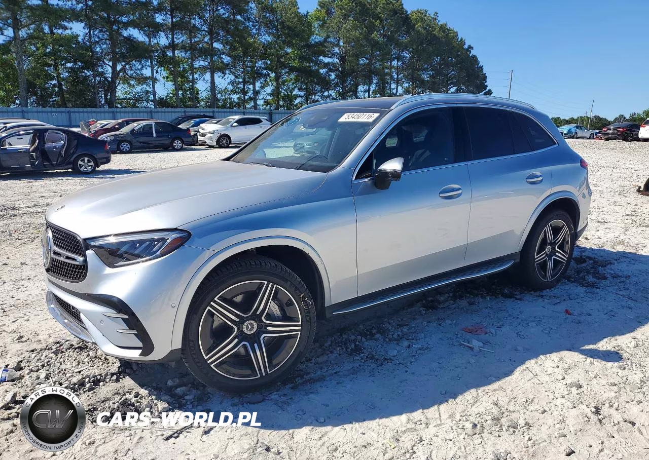 2024 Mercedes-Benz Glc 300 – zdjęcie 1 z 13