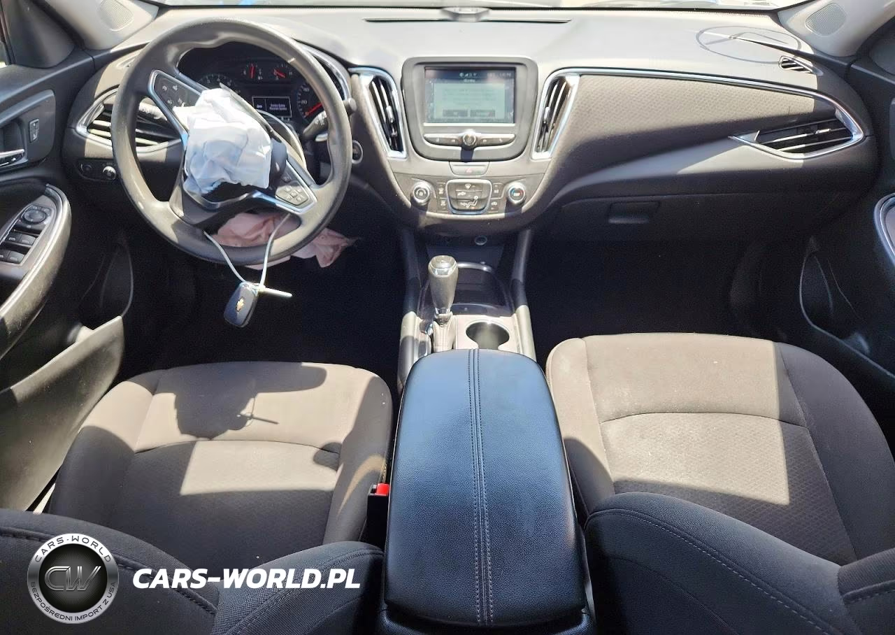2018 Chevrolet Malibu Lt VIN:1G1ZD5ST2JF229139 - 8