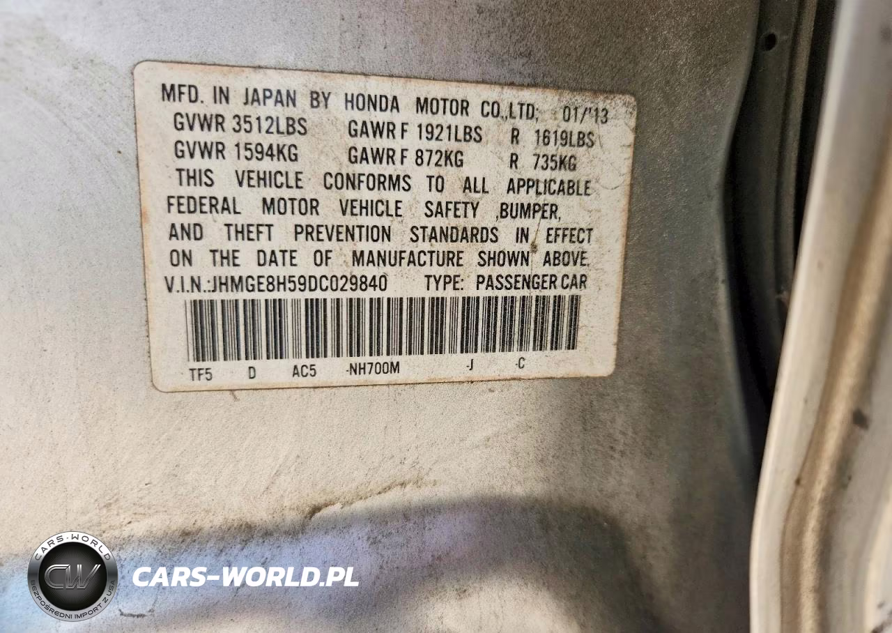 2013 Honda Fit Sport VIN:JHMGE8H59DC029840 - 13