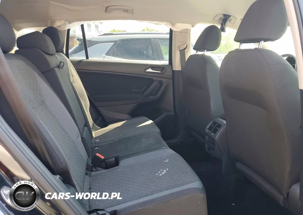 2019 Volkswagen Tiguan S VIN:3VV0B7AX3KM018105 - 11