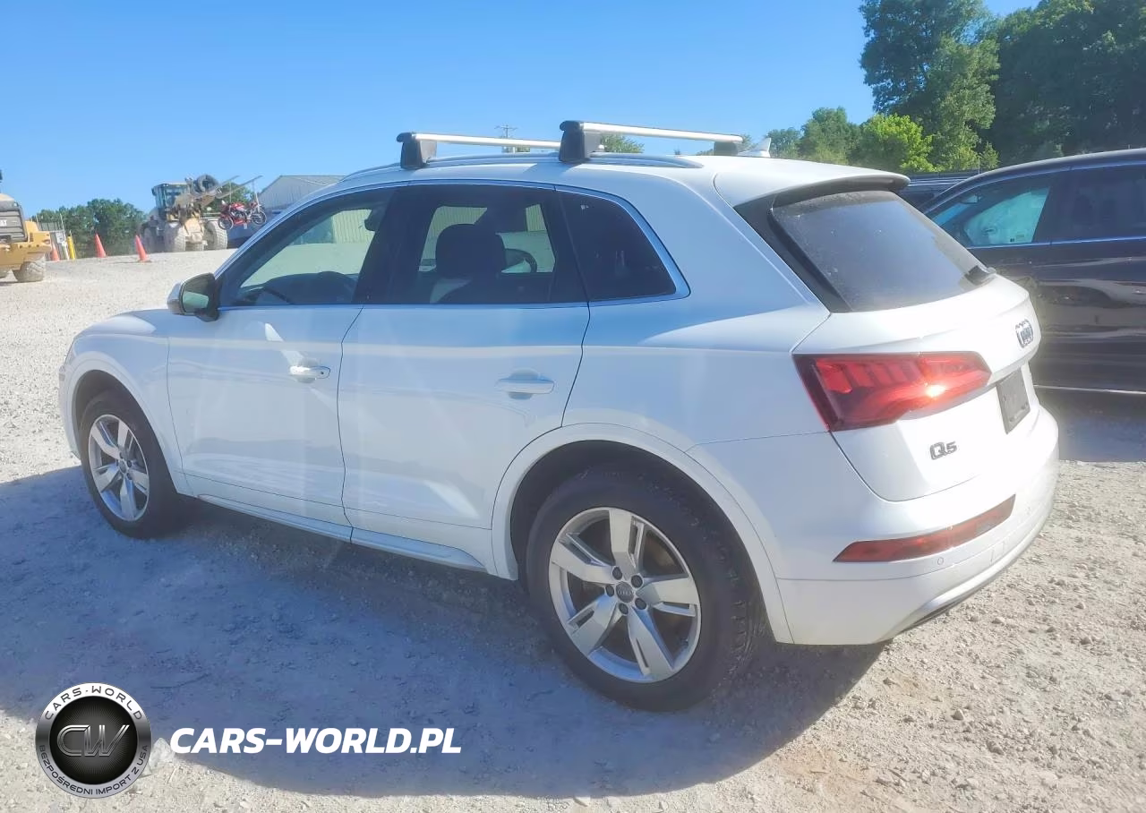 2018 Audi Q5 Premium Plus VIN:WA1BNAFY8J2038086 - 2