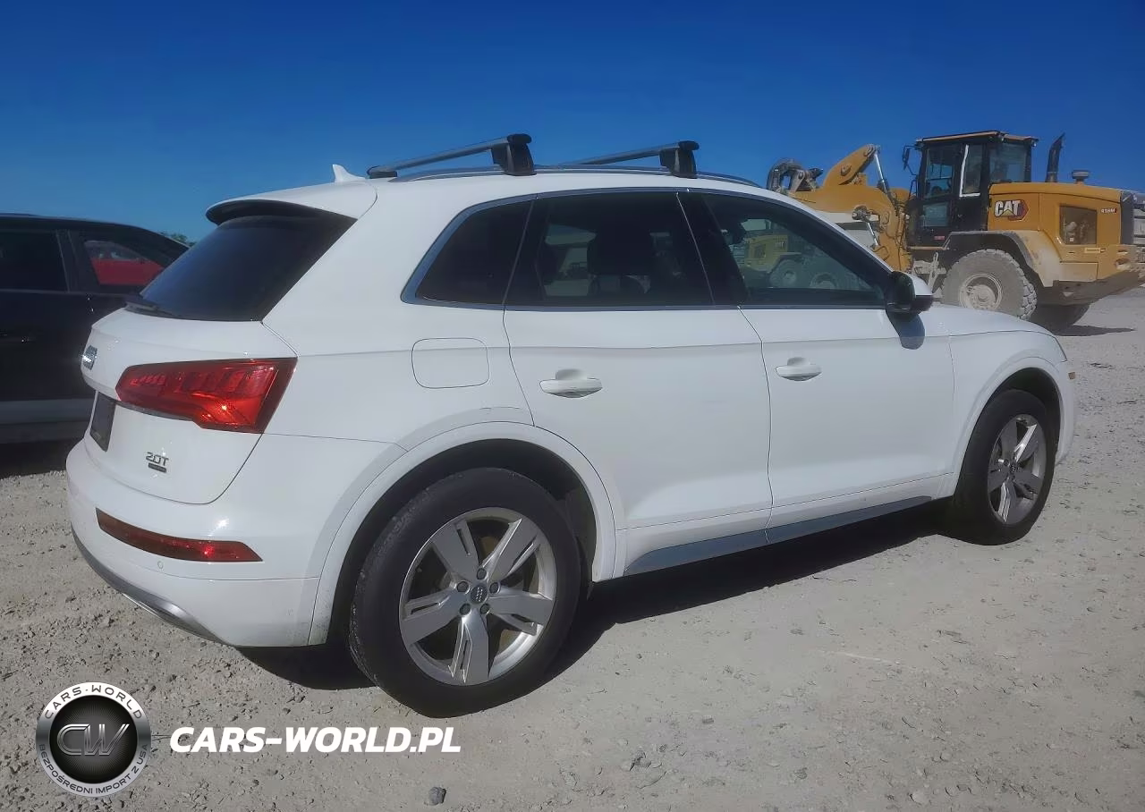 2018 Audi Q5 Premium Plus VIN:WA1BNAFY8J2038086 - 3