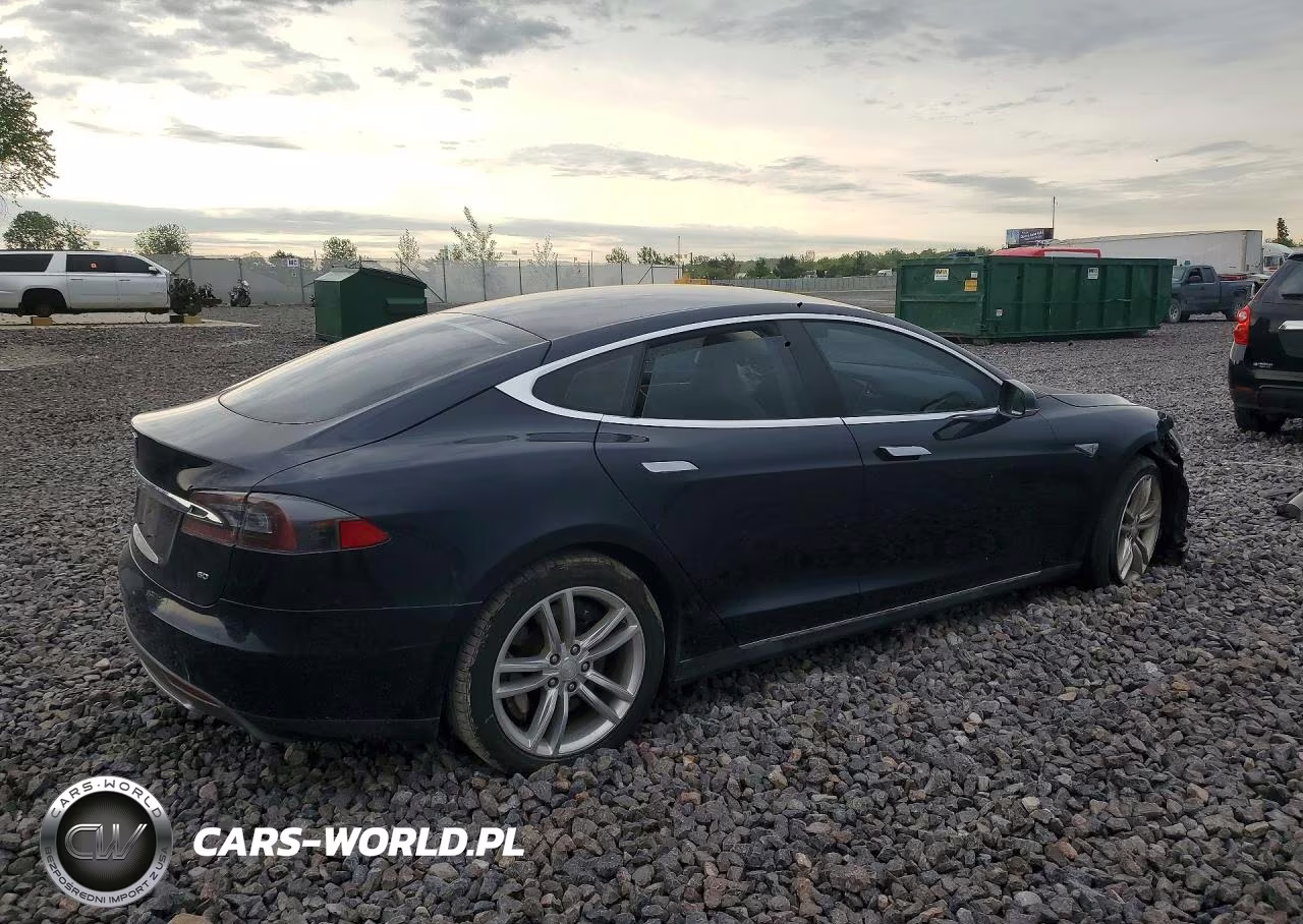 2013 Tesla Model S VIN:5YJSA1CG9DFP17248 - 3