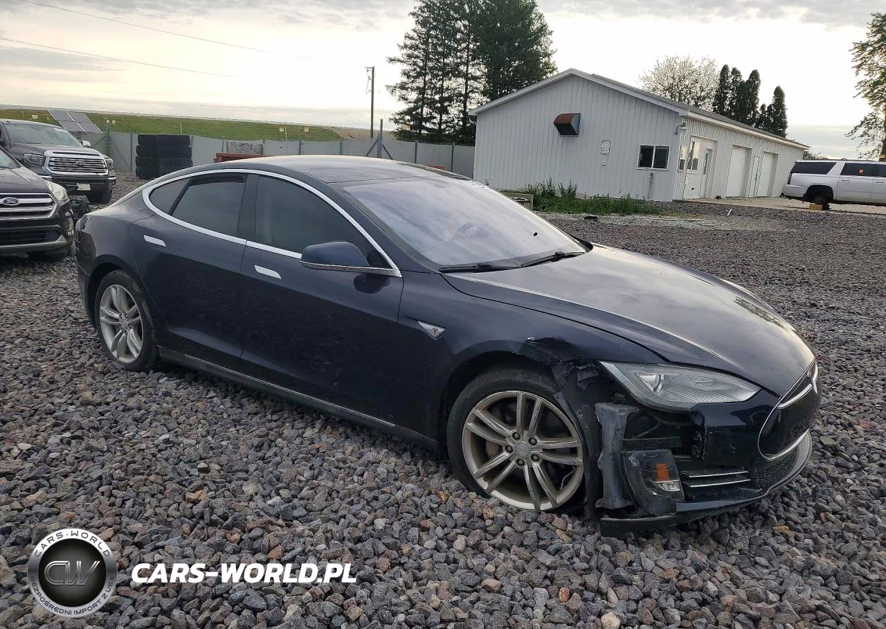 2013 Tesla Model S VIN:5YJSA1CG9DFP17248 - 4