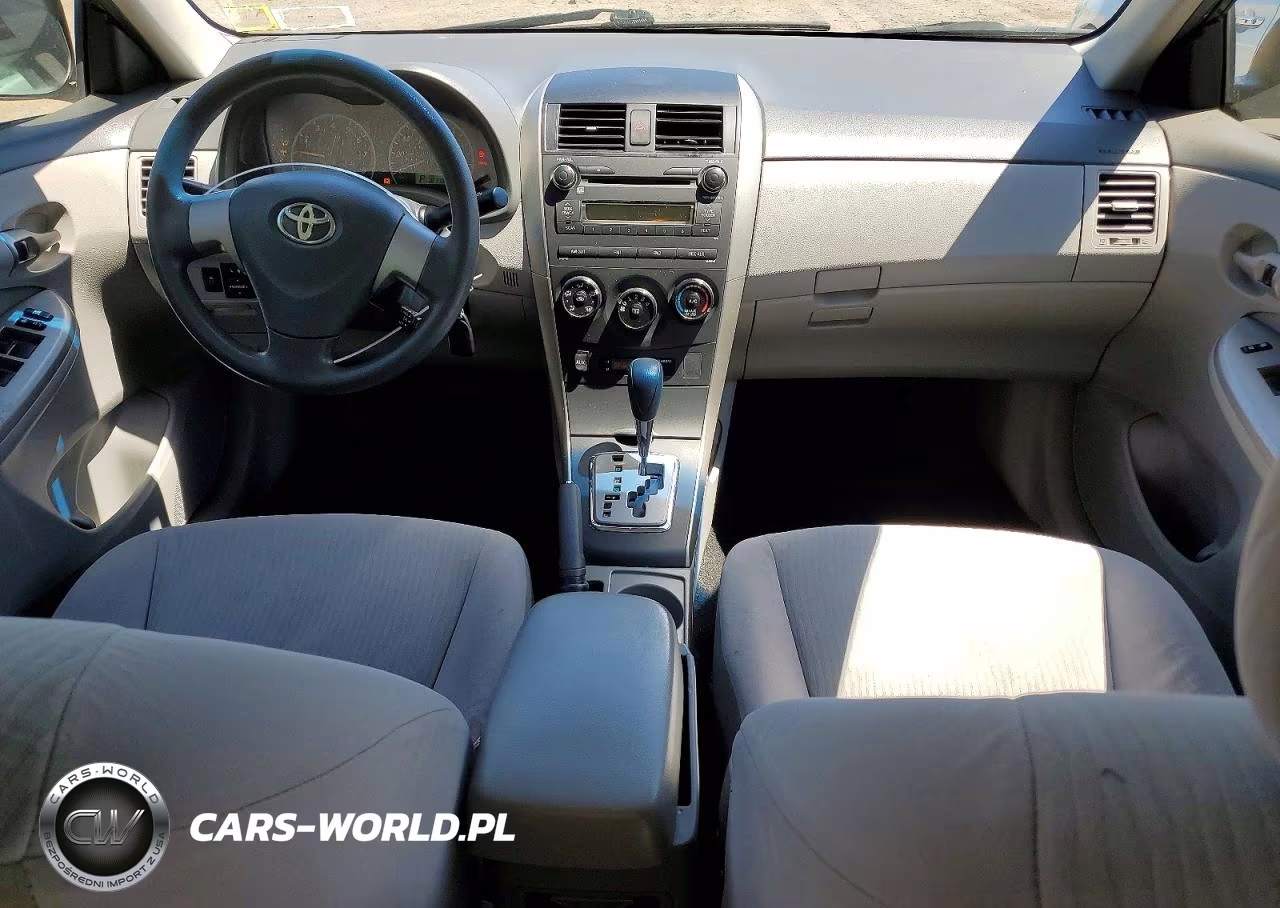2010 Toyota Corolla Le VIN:JTDBU4EE3AJ070824 - 8