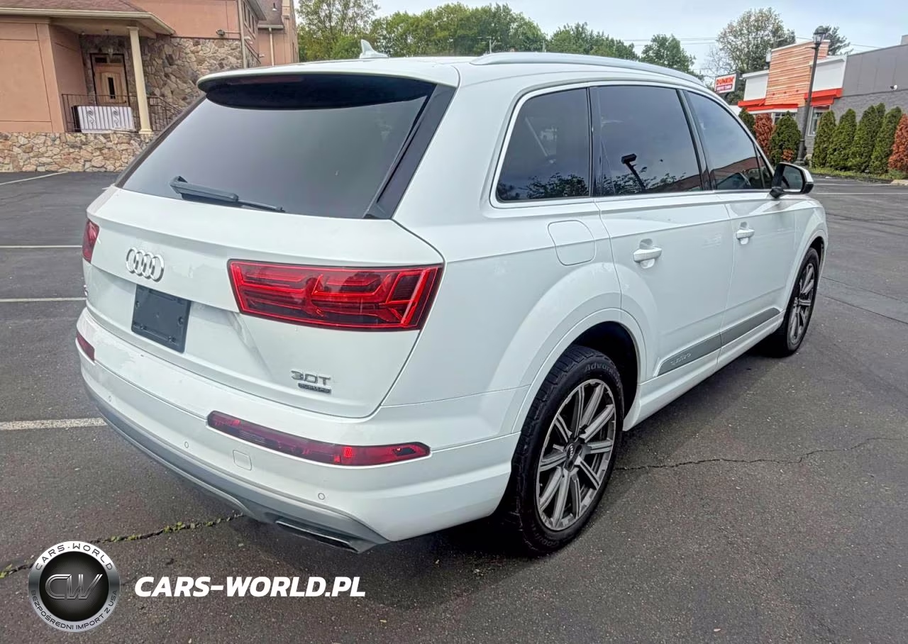 2018 Audi Q7 Prestige VIN:WA1VAAF79JD035539 - 3