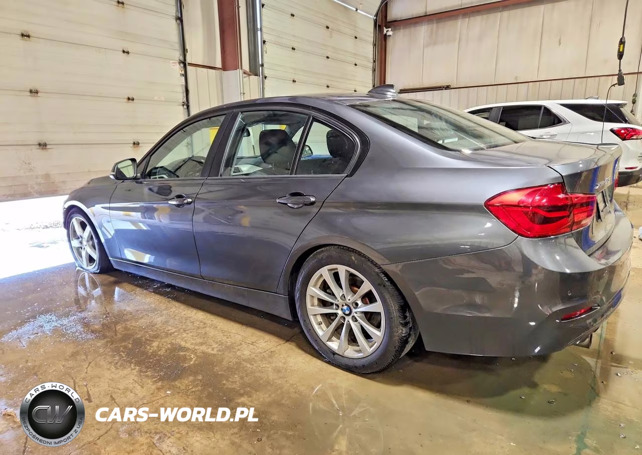2017 BMW 320 Xi VIN:WBA8E5G33HNU44745 - 2