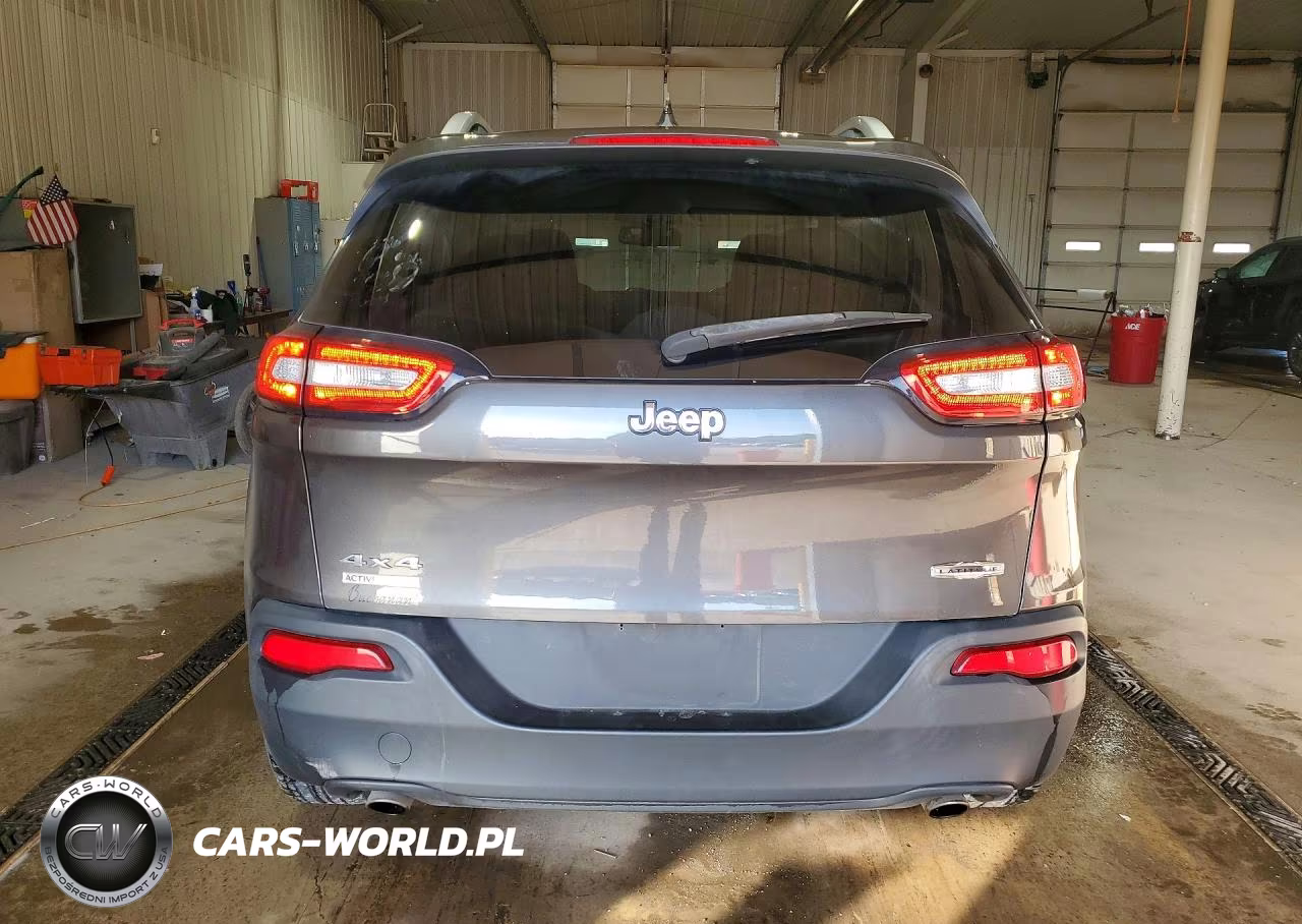 2014 Jeep Cherokee Latitude VIN:1C4PJMCS3EW226652 - 6