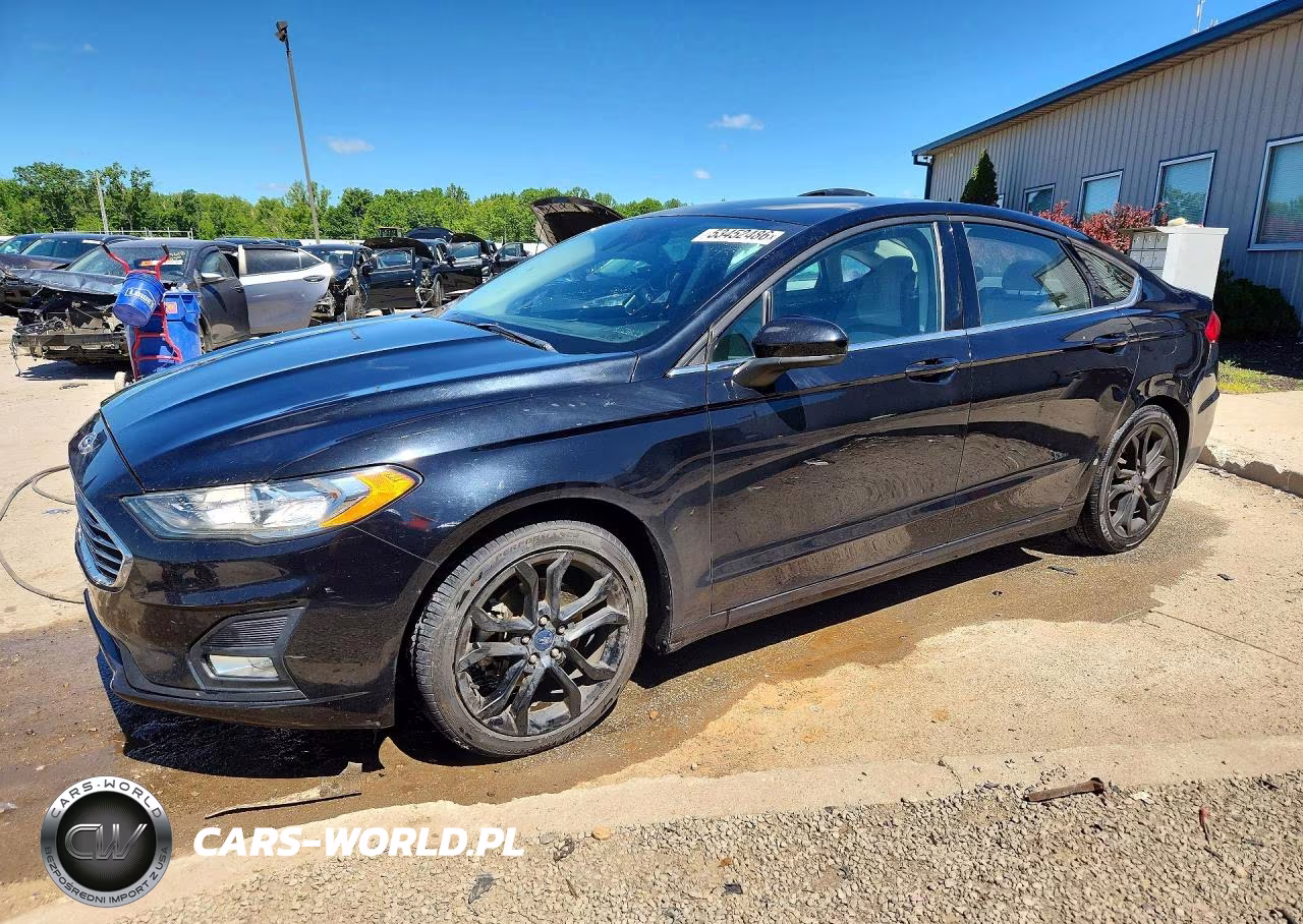 2019 Ford Fusion Se – zdjęcie 1 z 12