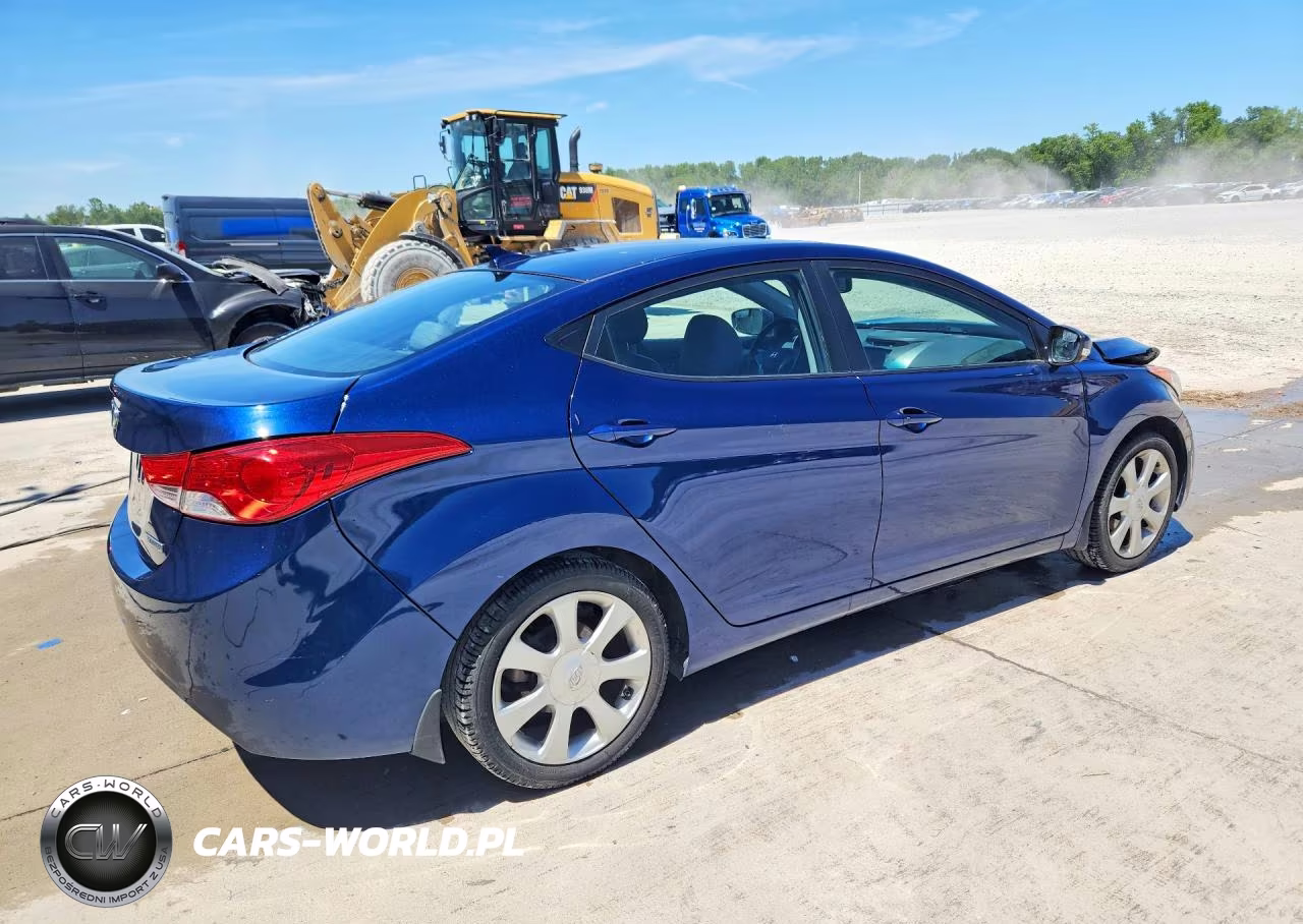2013 Hyundai Elantra Limited VIN:KMHDH4AE5DU633969 - 3