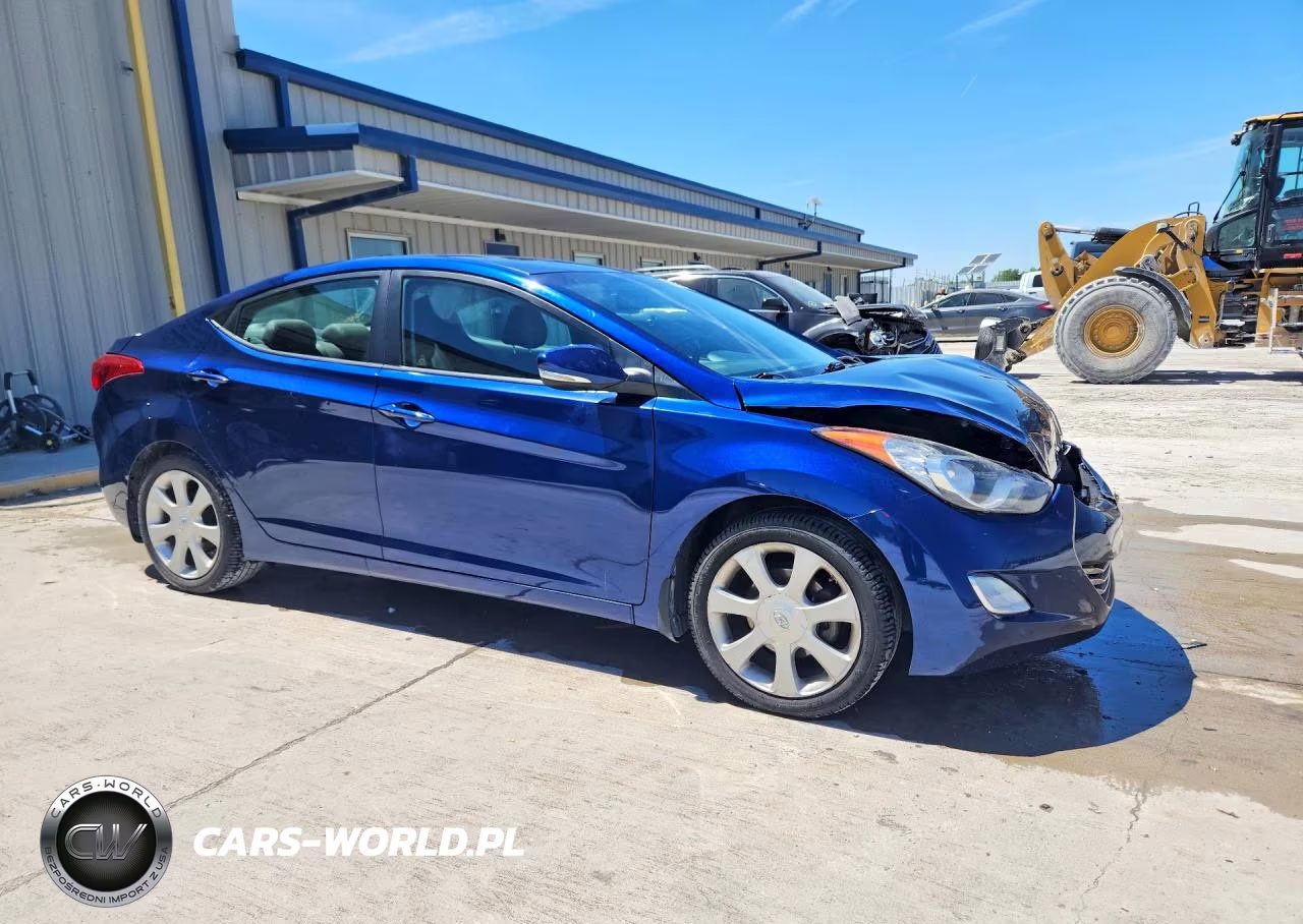2013 Hyundai Elantra Limited VIN:KMHDH4AE5DU633969 - 4