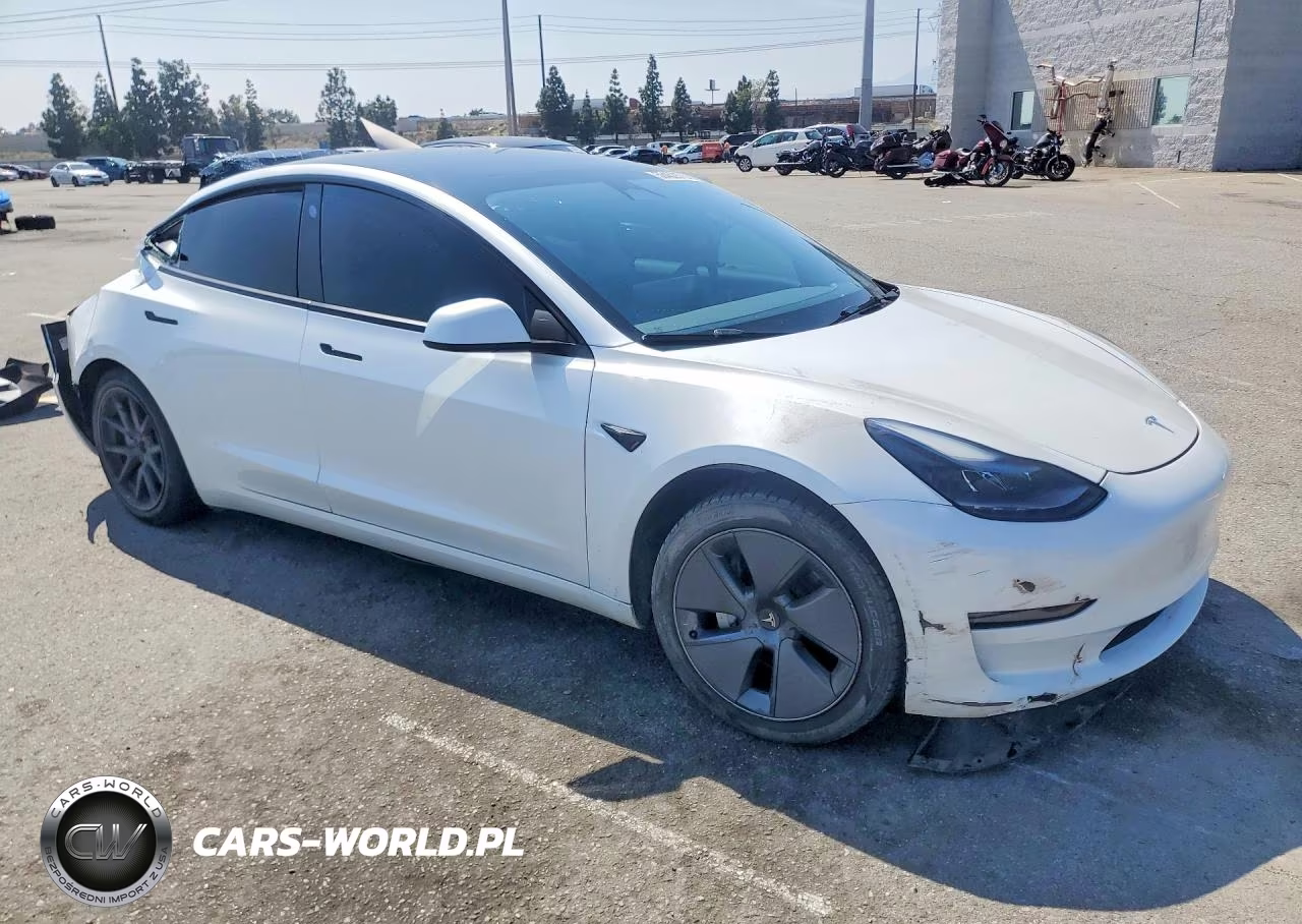 2023 Tesla Model 3 VIN:5YJ3E1EA0PF665515 - 4
