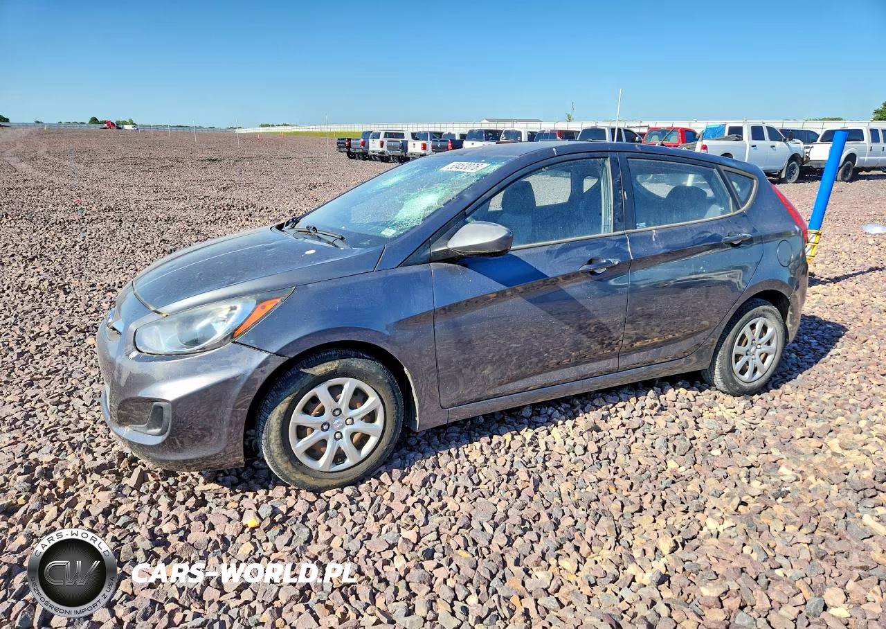 2012 Hyundai Accent Gs