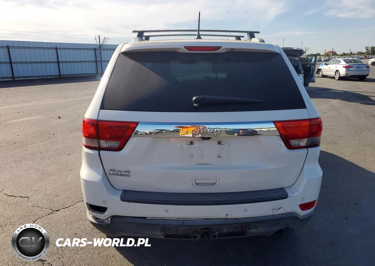 2012 Jeep Grand Cherokee Laredo VIN:1C4RJFAG2CC123806 - 6