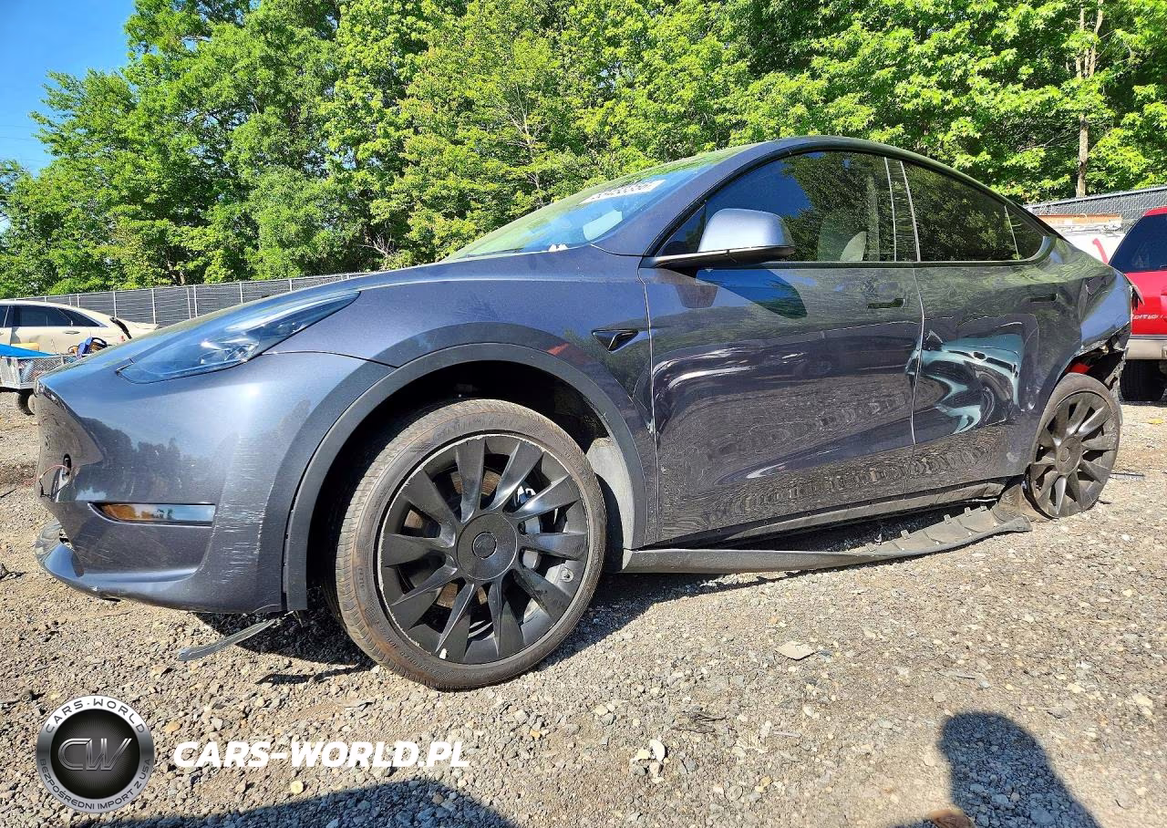 2023 Tesla Model Y – zdjęcie 1 z 12