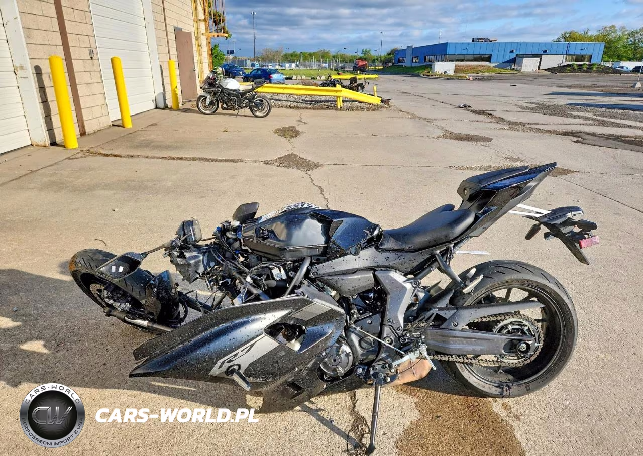 2025 Yamaha Yzfr7 VIN:JYARM38E8SA015206 - 3