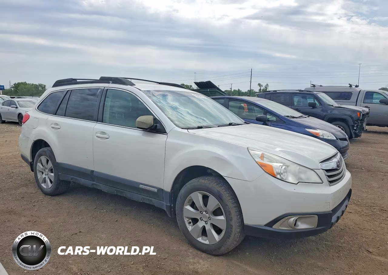 2012 Subaru Outback 2.5I Premium VIN:4S4BRCCC7C3240473 - 4