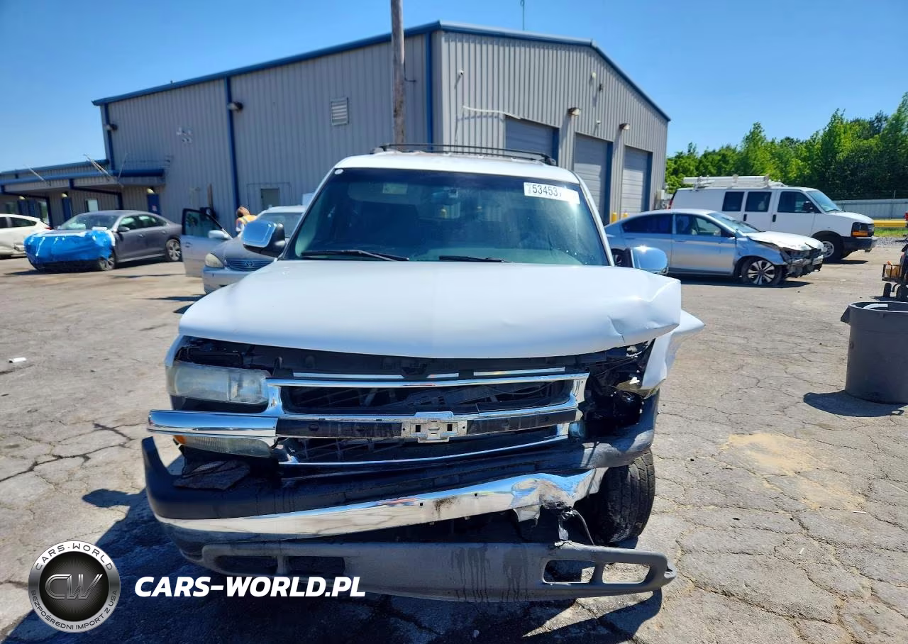 2002 Chevrolet Tahoe C1500 VIN:1GNEC13ZX2R154444 - 5