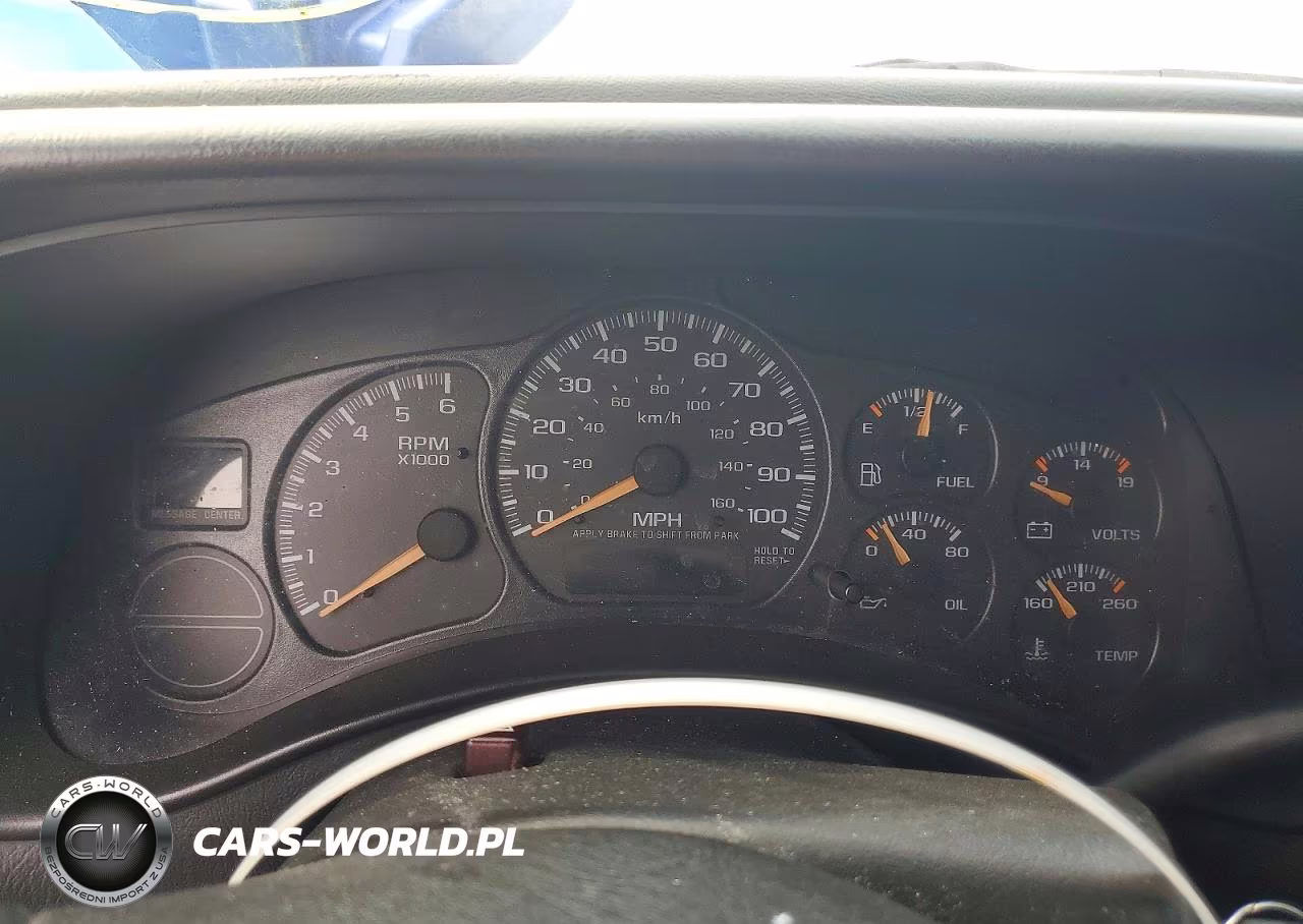 2002 Chevrolet Tahoe C1500 VIN:1GNEC13ZX2R154444 - 9