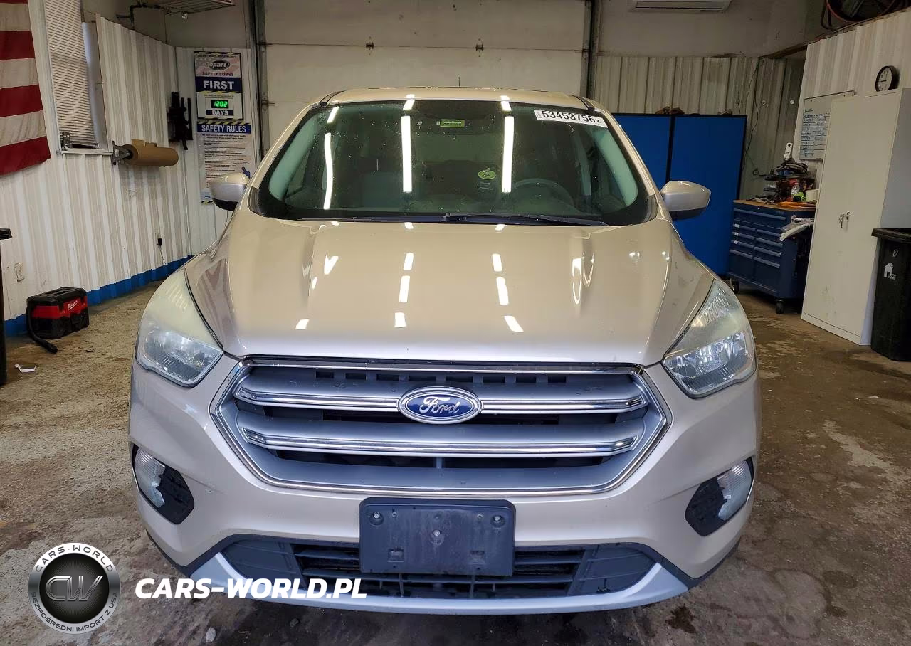 2017 Ford Escape Se VIN:1FMCU9GD9HUA97780 - 5